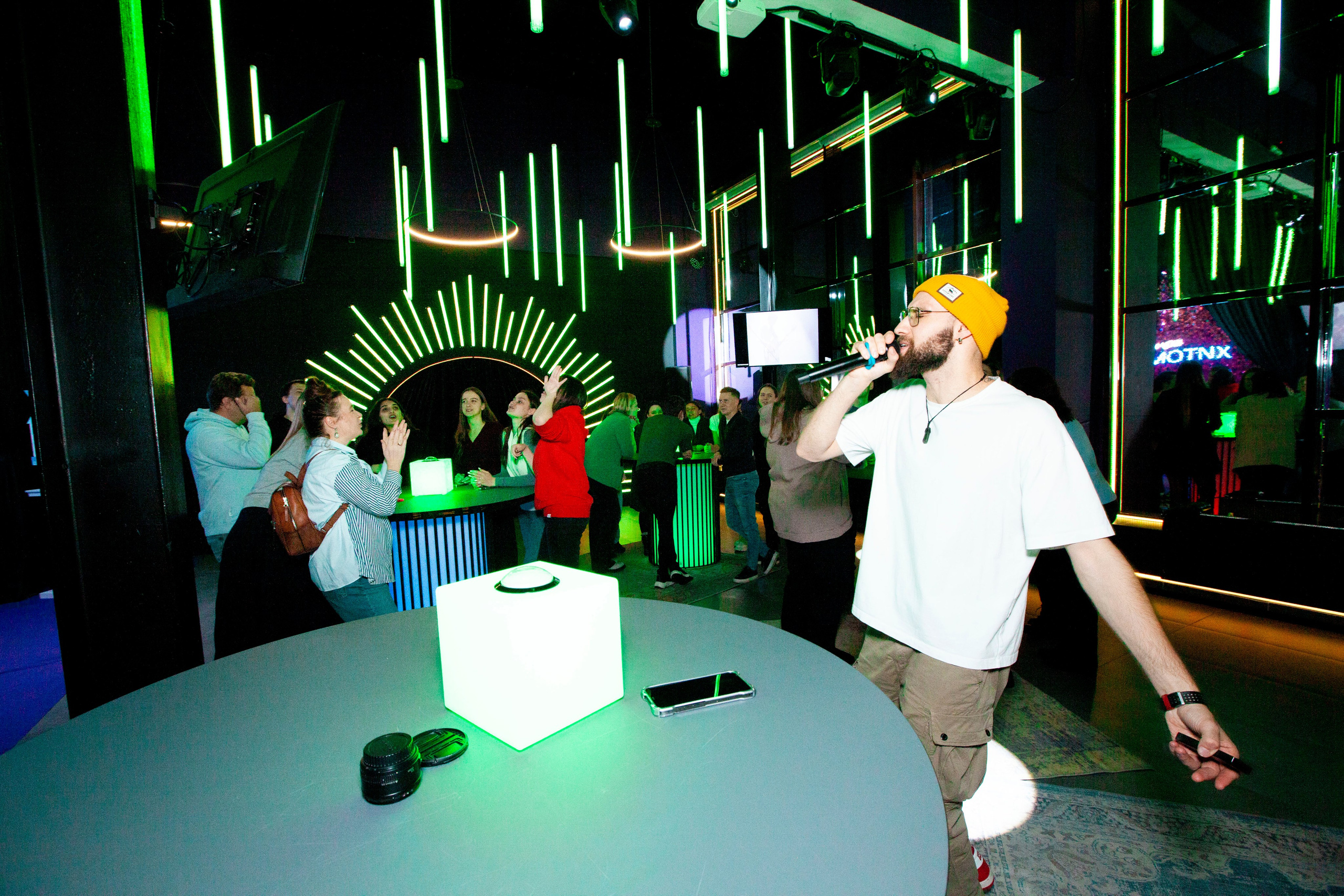 Хитомания. Stanislav Baryshev — People. Emotions. Atmosphere