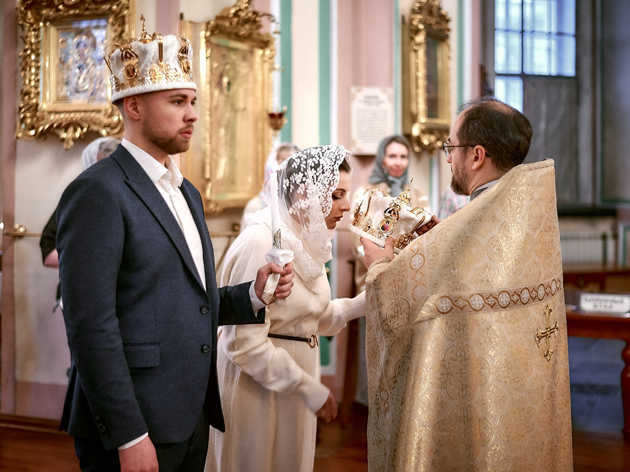 Венчание Артёма и Екатерины | Владимирский собор. Свадебный фотограф в Санкт-Петербурге Славин Денис