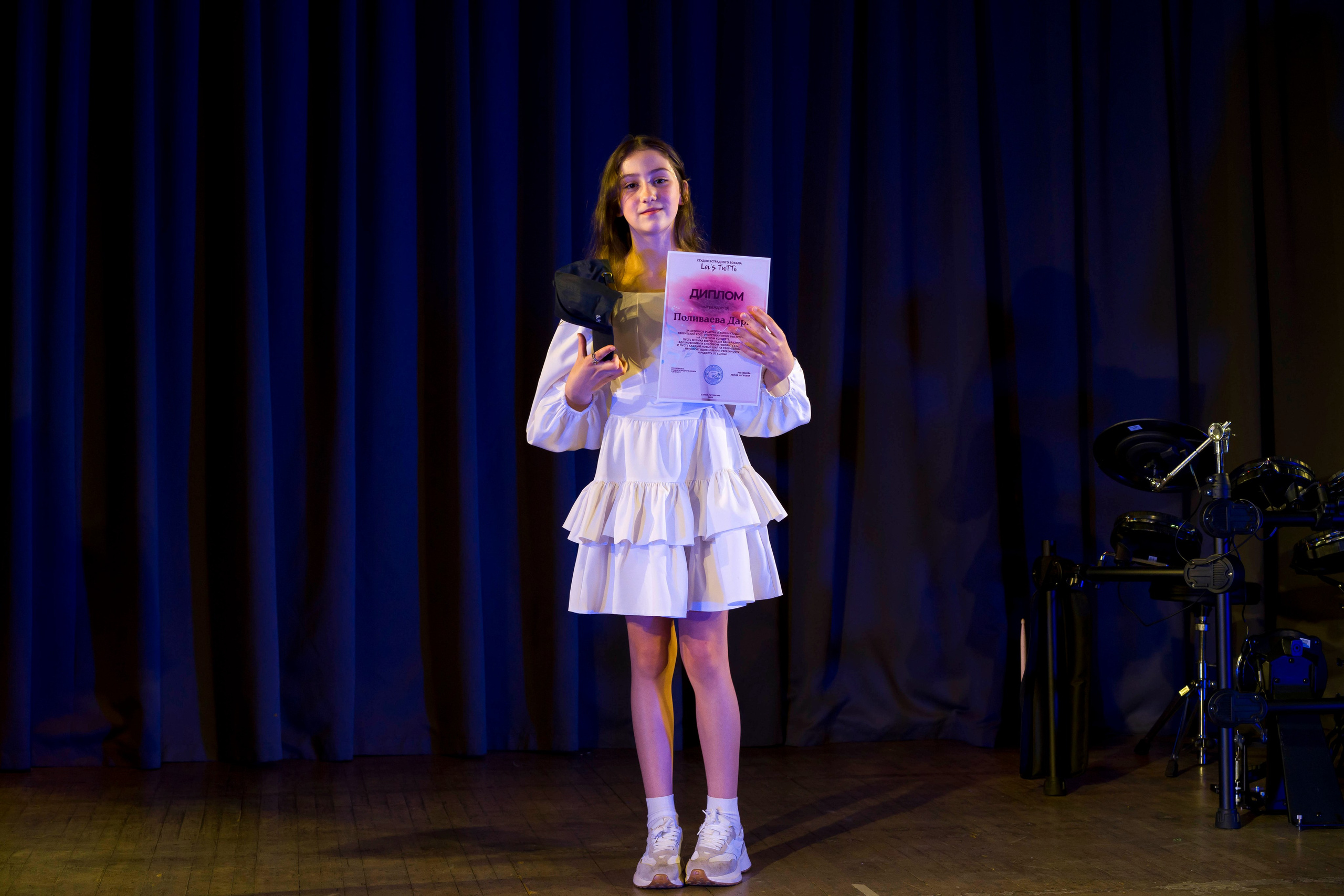 Концерт вокальной студии. Фотограф в Санкт-Петербурге. Репортажная и все съёмки для бизнеса