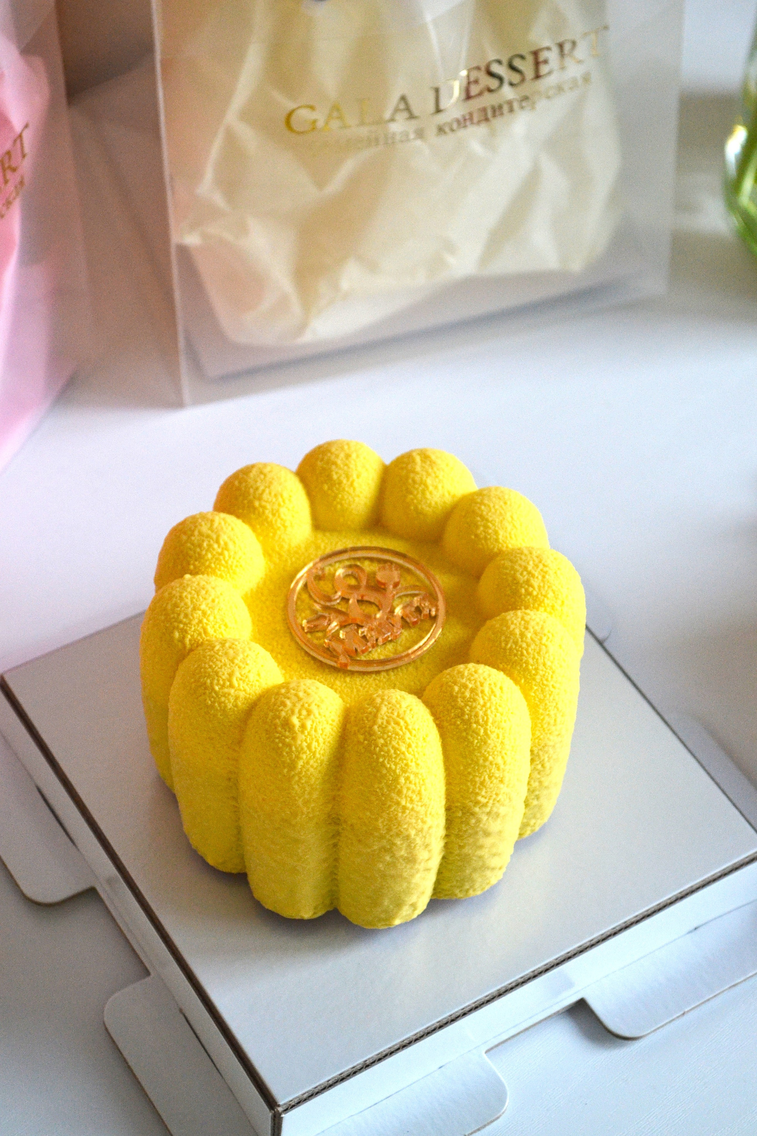 8 марта. Кондитерская. Торты и десерты на заказ в Москве и области, город Химки