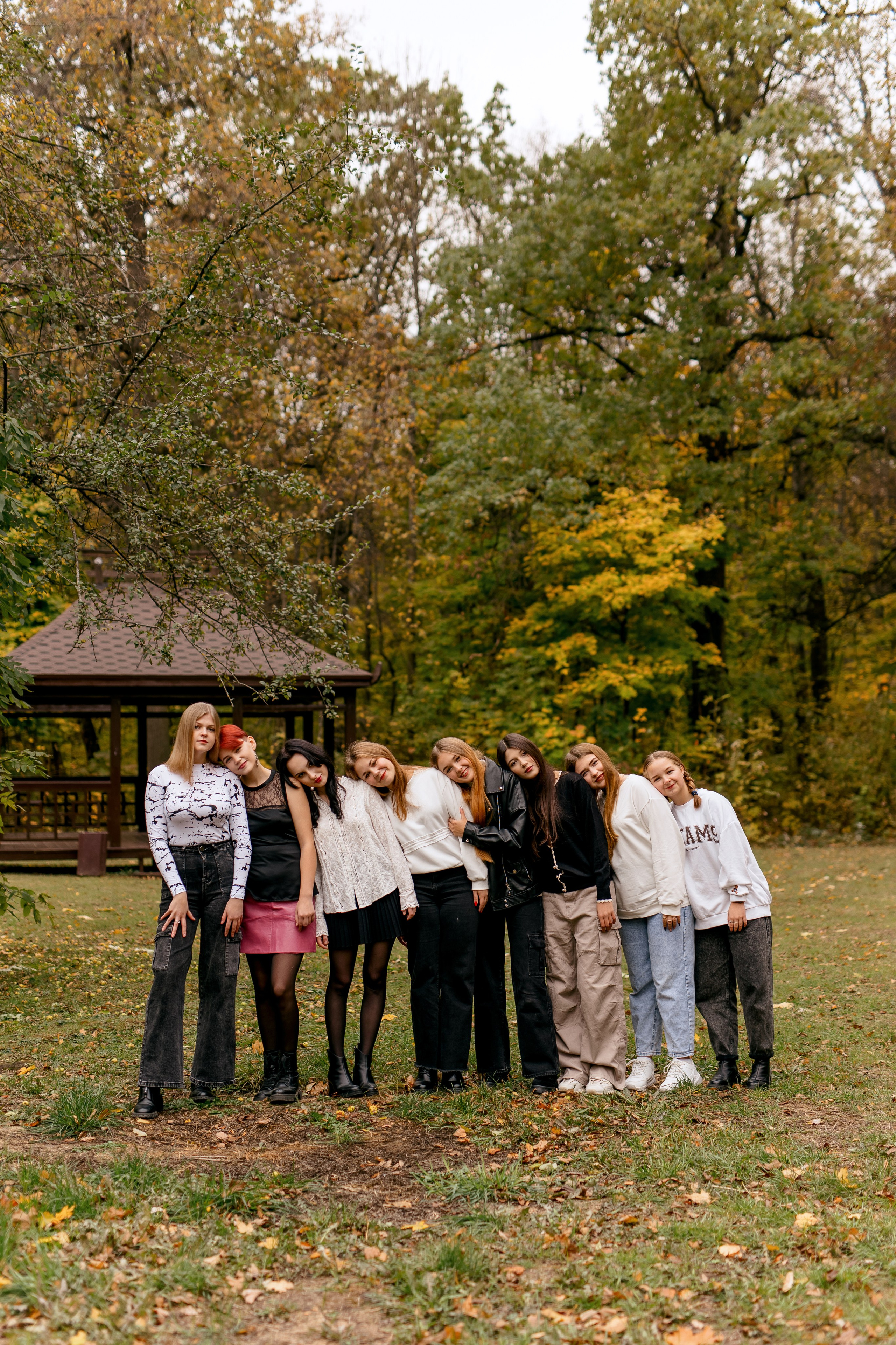 11 класс осенью в роще. Свадебный и семейный фотограф в Туле и области Маша Костина