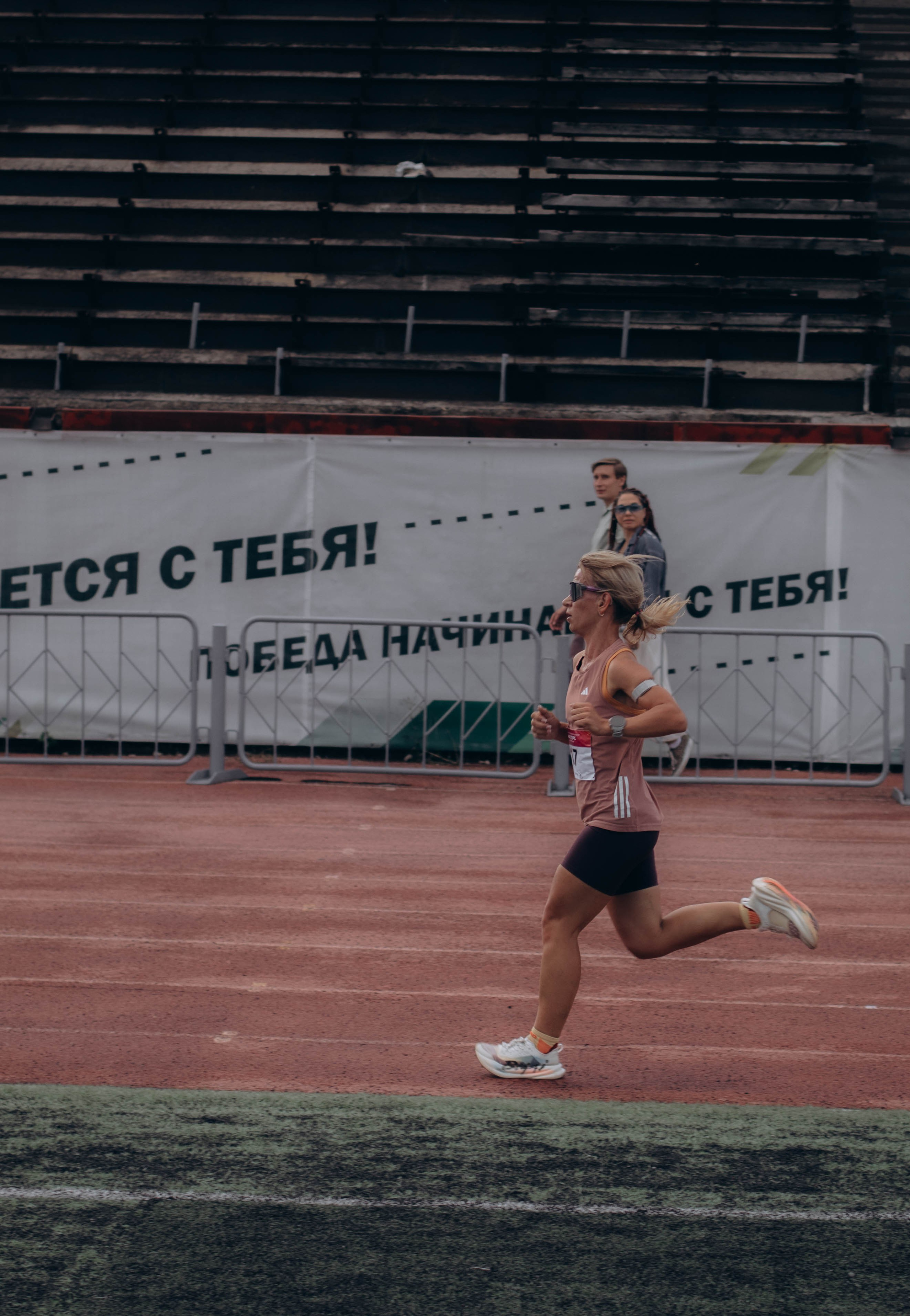 Чемпионат по легкой атлетики Новосибирской области в категории Мастерс. Vlada.runlens Беговой фотограф видеограф