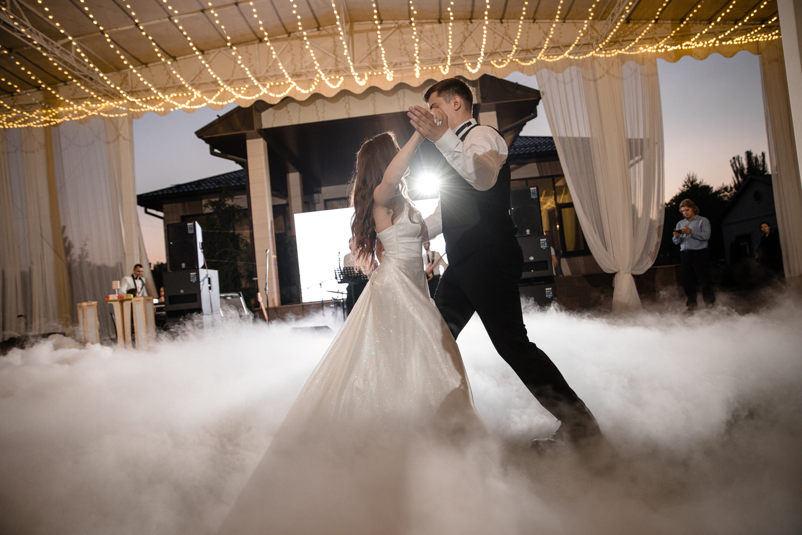 Анонс свадьбы Сергей и Юлия. Свадебный фотограф в Алматы Николай Киреев