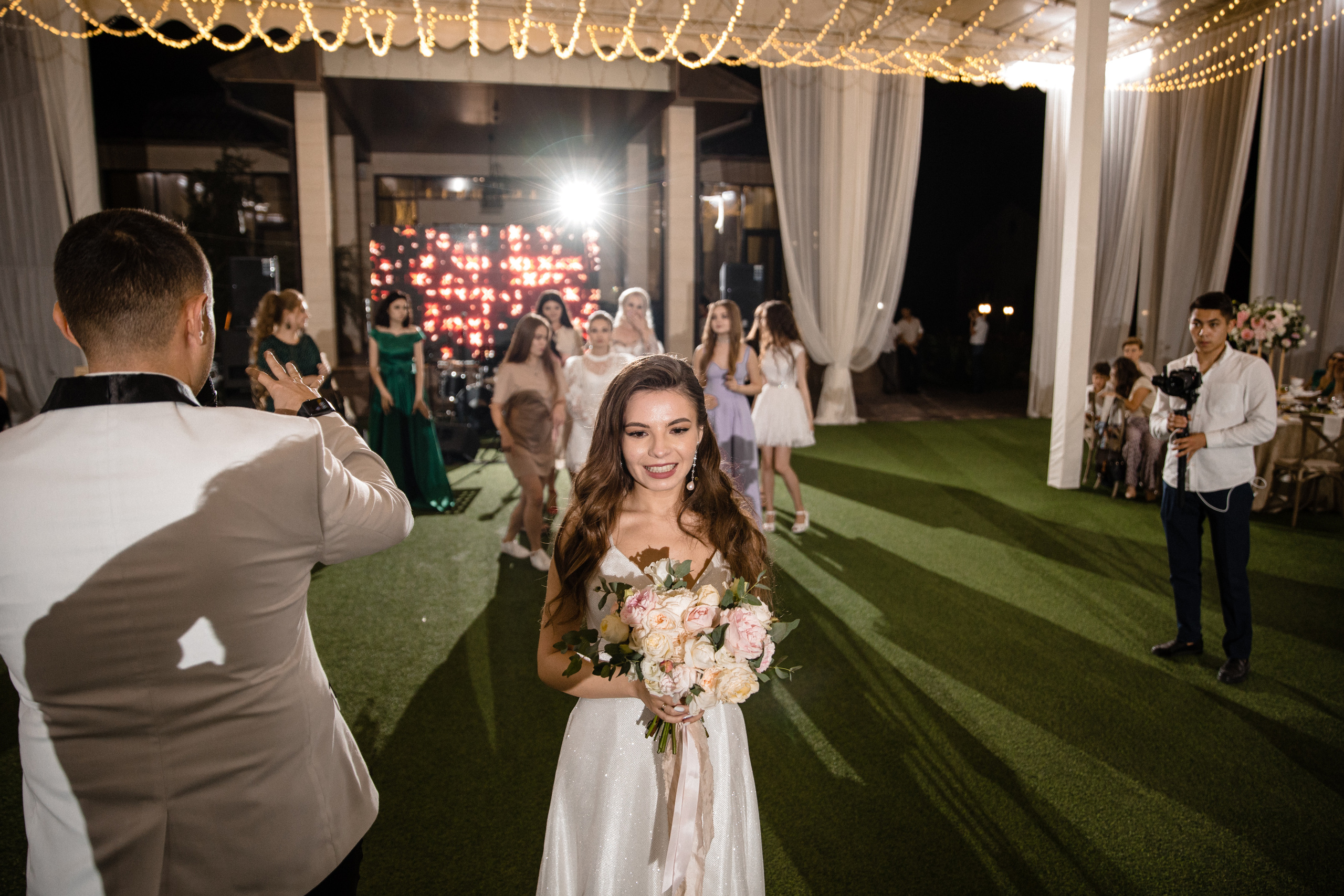 Анонс свадьбы Сергей и Юлия. Свадебный фотограф в Алматы Николай Киреев