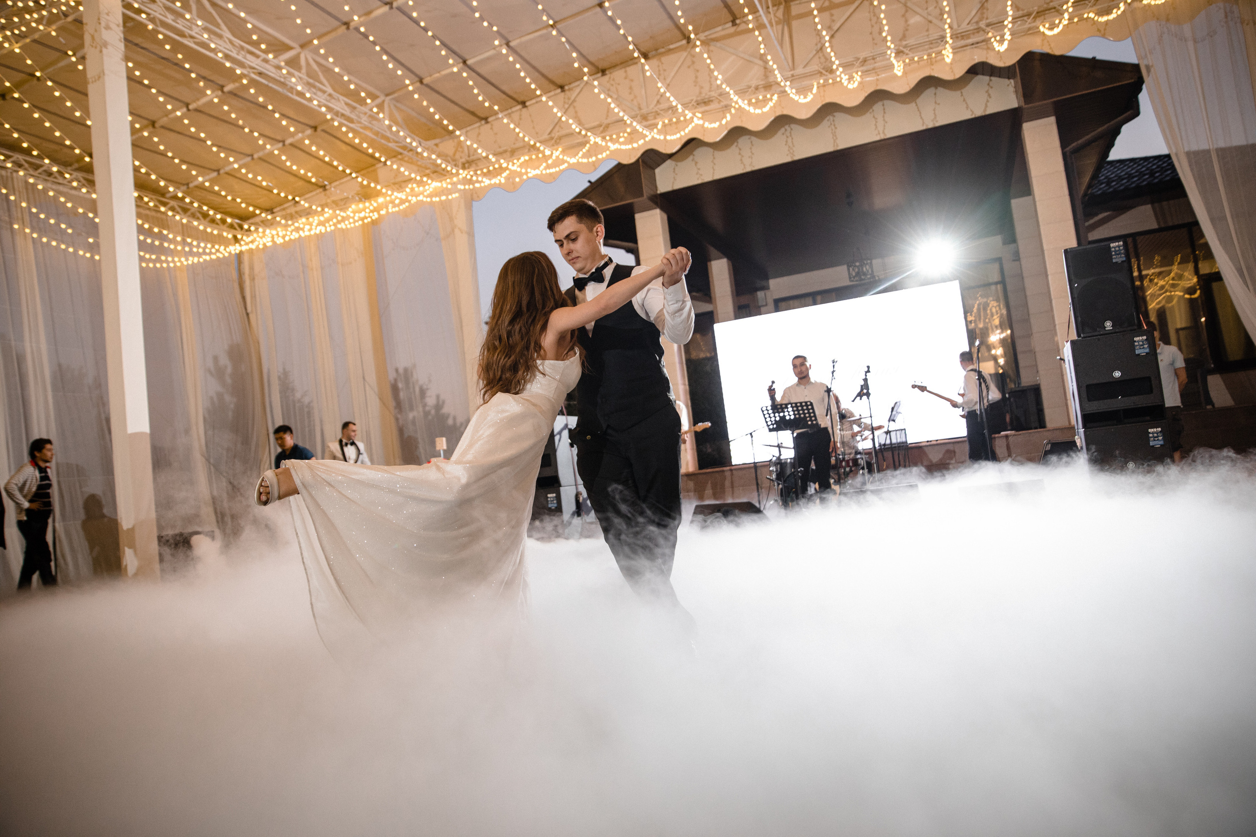 Анонс свадьбы Сергей и Юлия. Свадебный фотограф в Алматы Николай Киреев