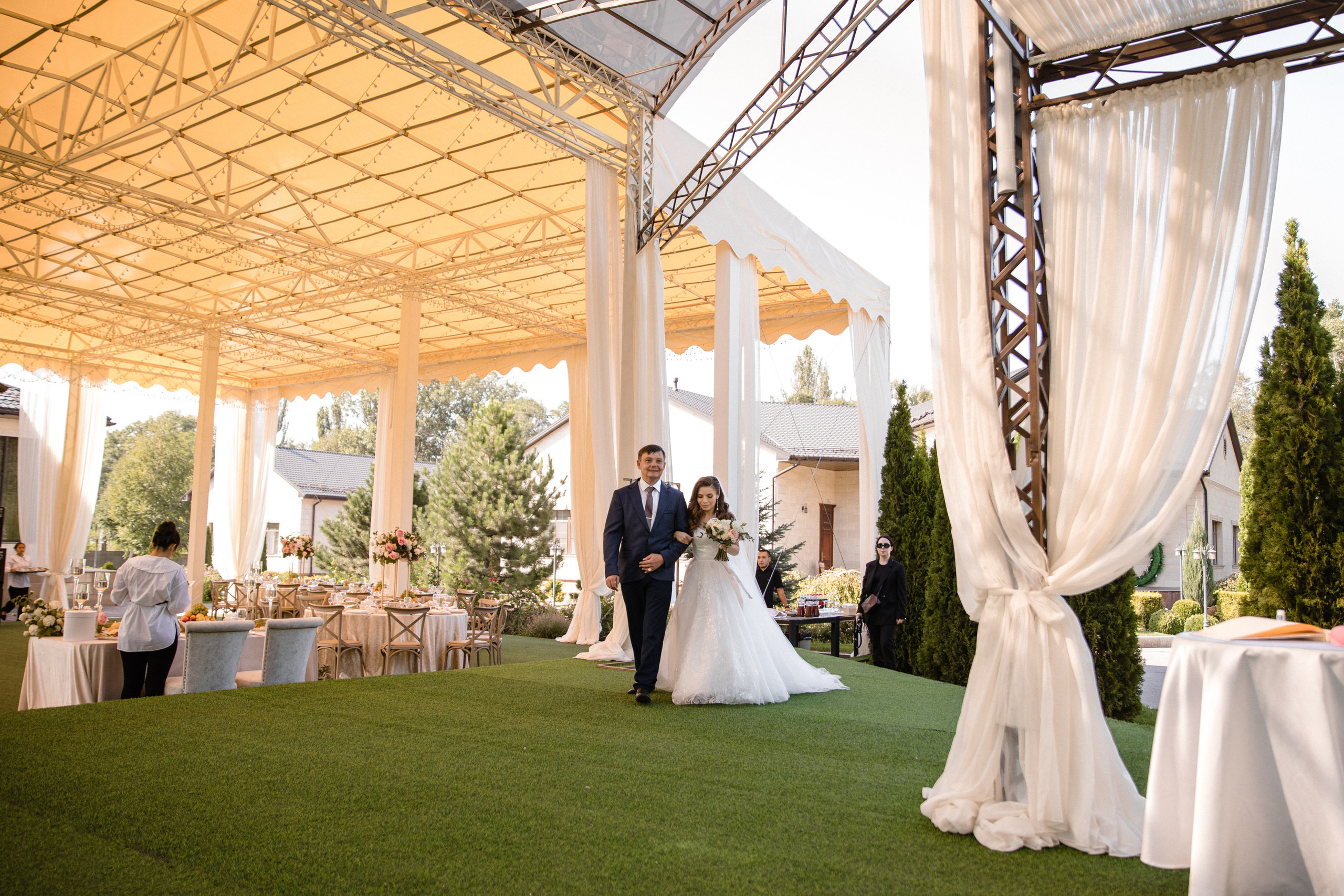 Анонс свадьбы Сергей и Юлия. Свадебный фотограф в Алматы Николай Киреев