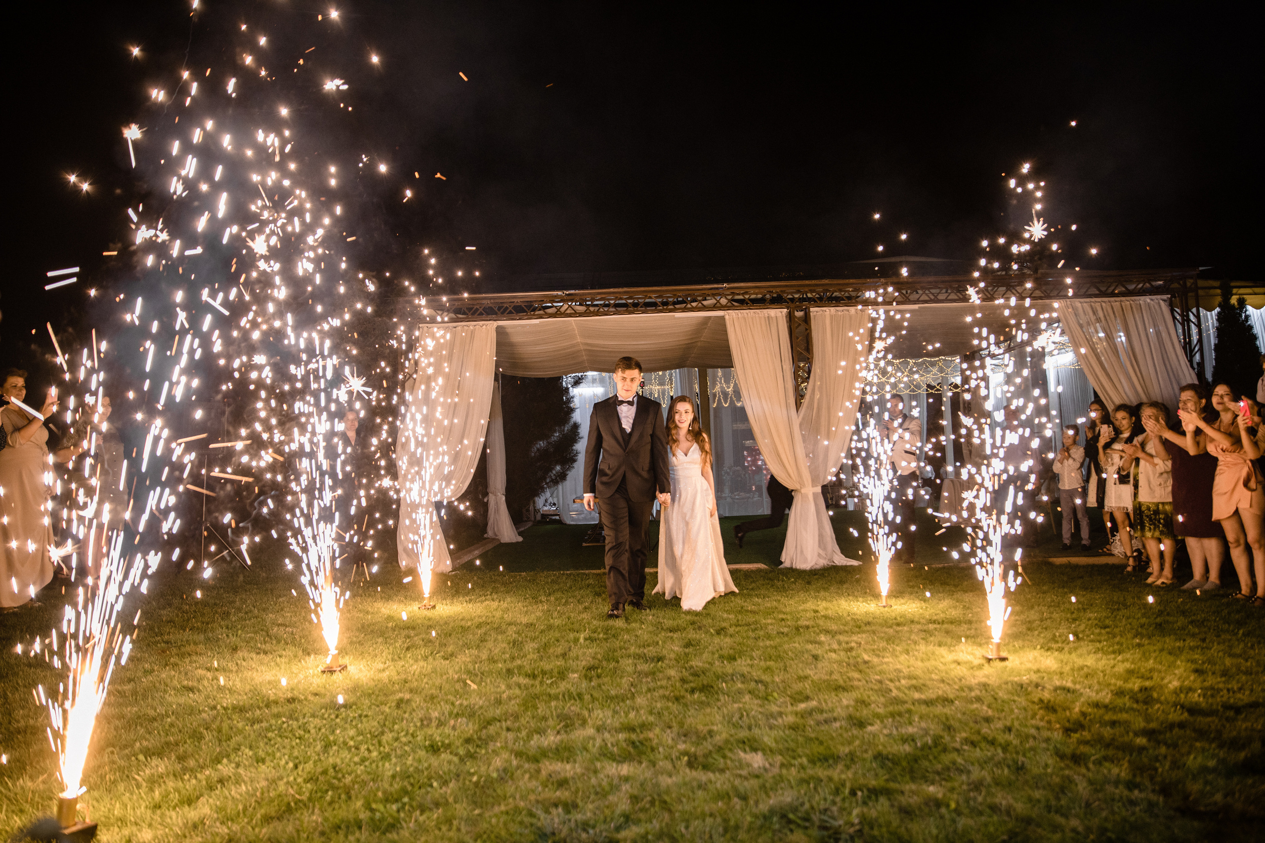 Анонс свадьбы Сергей и Юлия. Свадебный фотограф в Алматы Николай Киреев