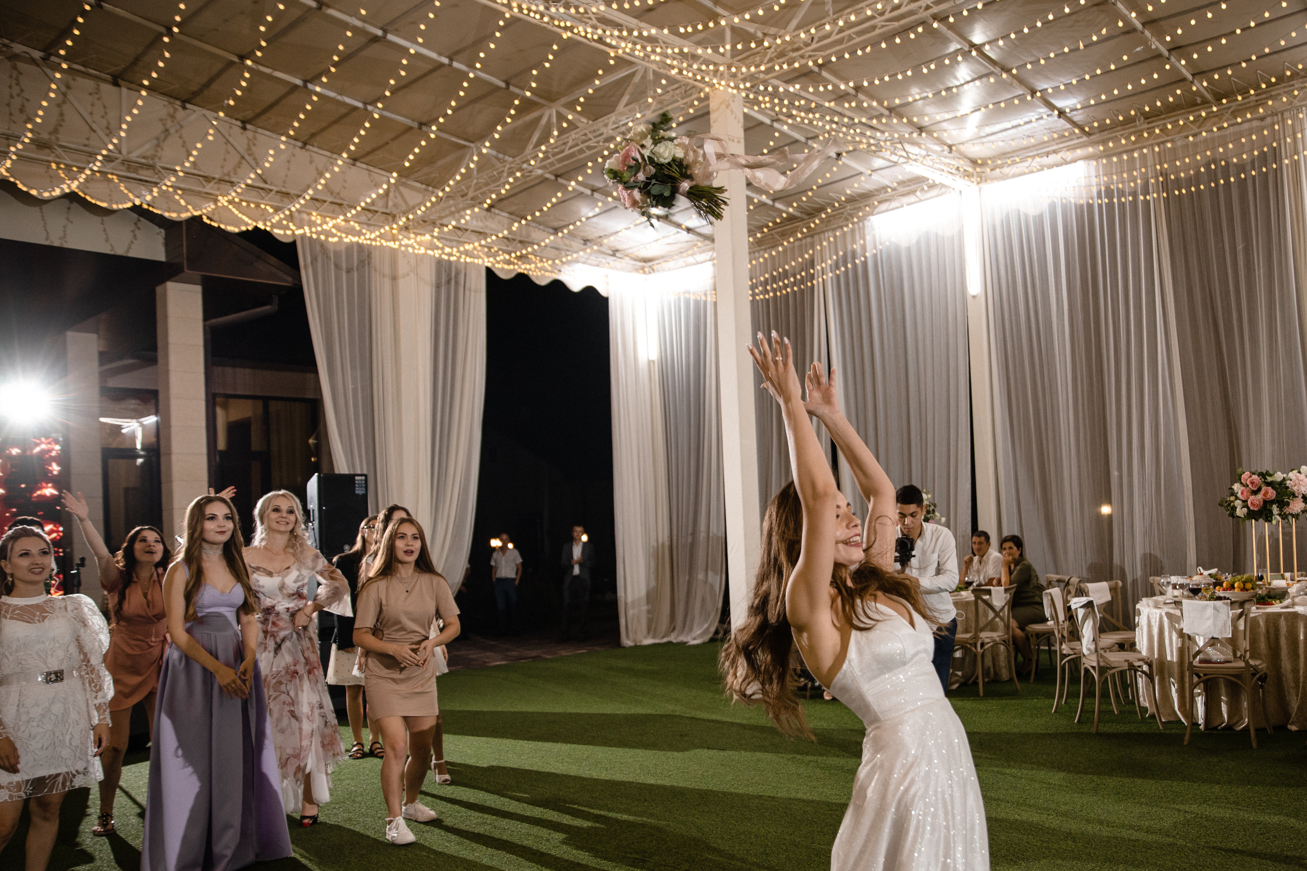 Анонс свадьбы Сергей и Юлия. Свадебный фотограф в Алматы Николай Киреев