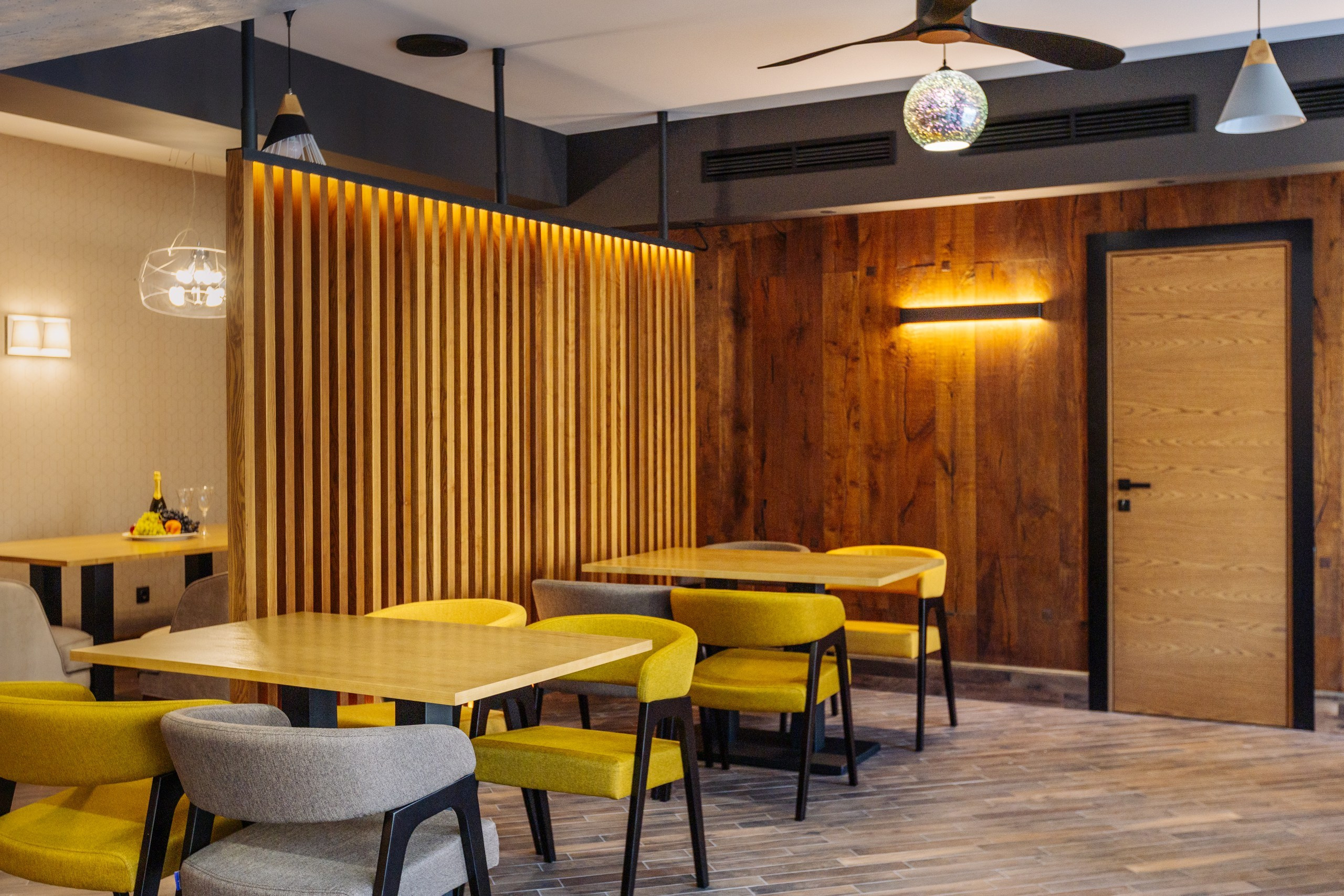 Интерьерный фотограф в Сочи. Фотосессия отеля от профи. Свадебный фотограф в Абхазии, Сухум, Гагра, Сочи