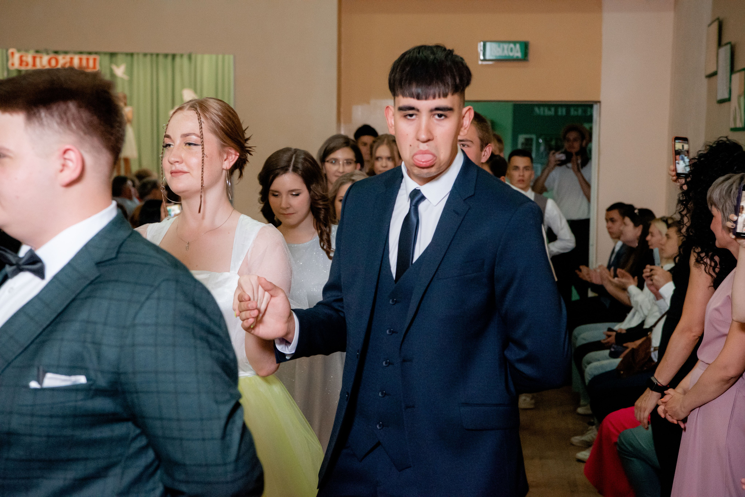 140 Школа. Вручение и Банкет. Сити Холл. Фотограф в Волгограде и Волжском Александр Горбань