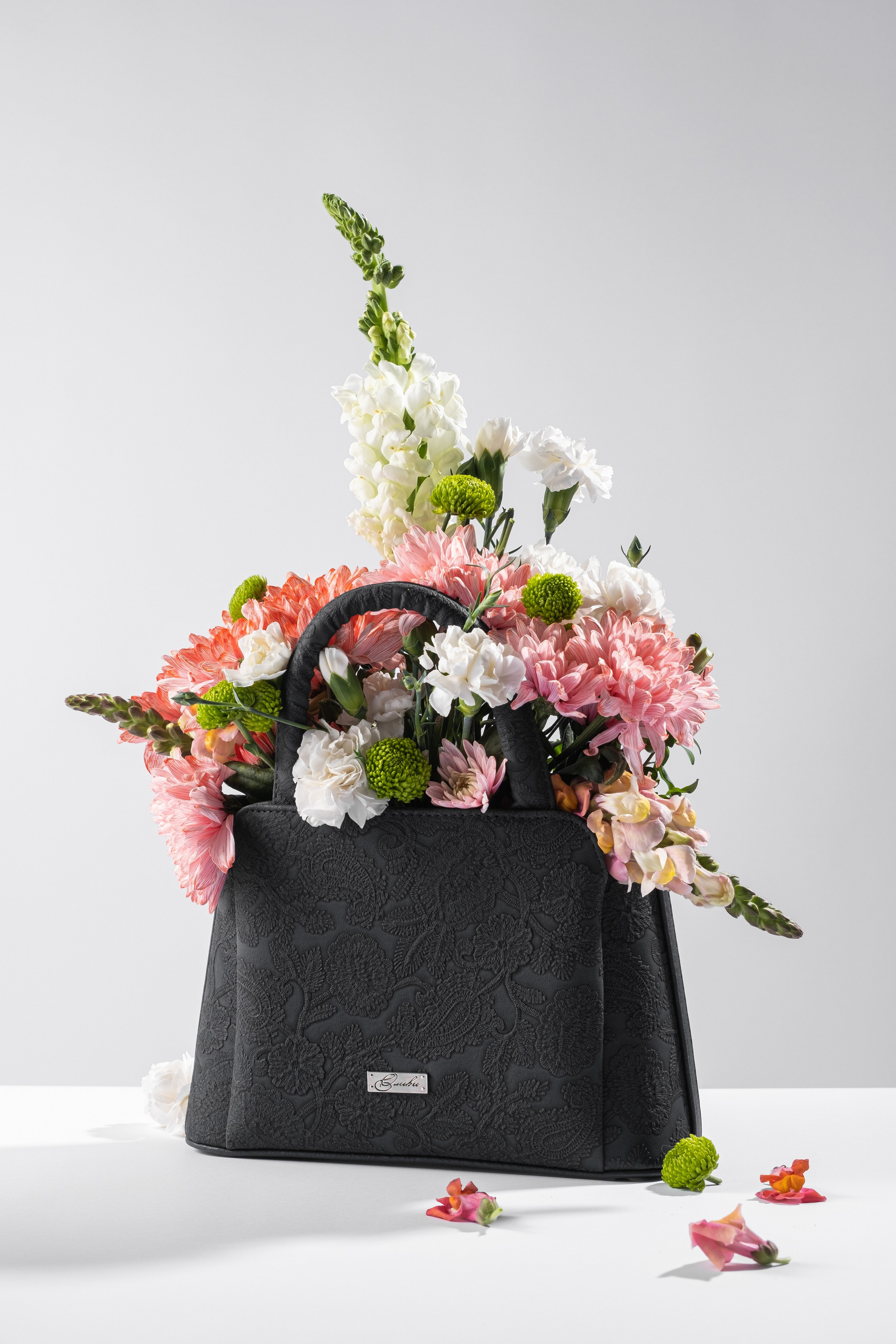 Кожгалантерея. Food и предметный фотограф Никита Алексеев