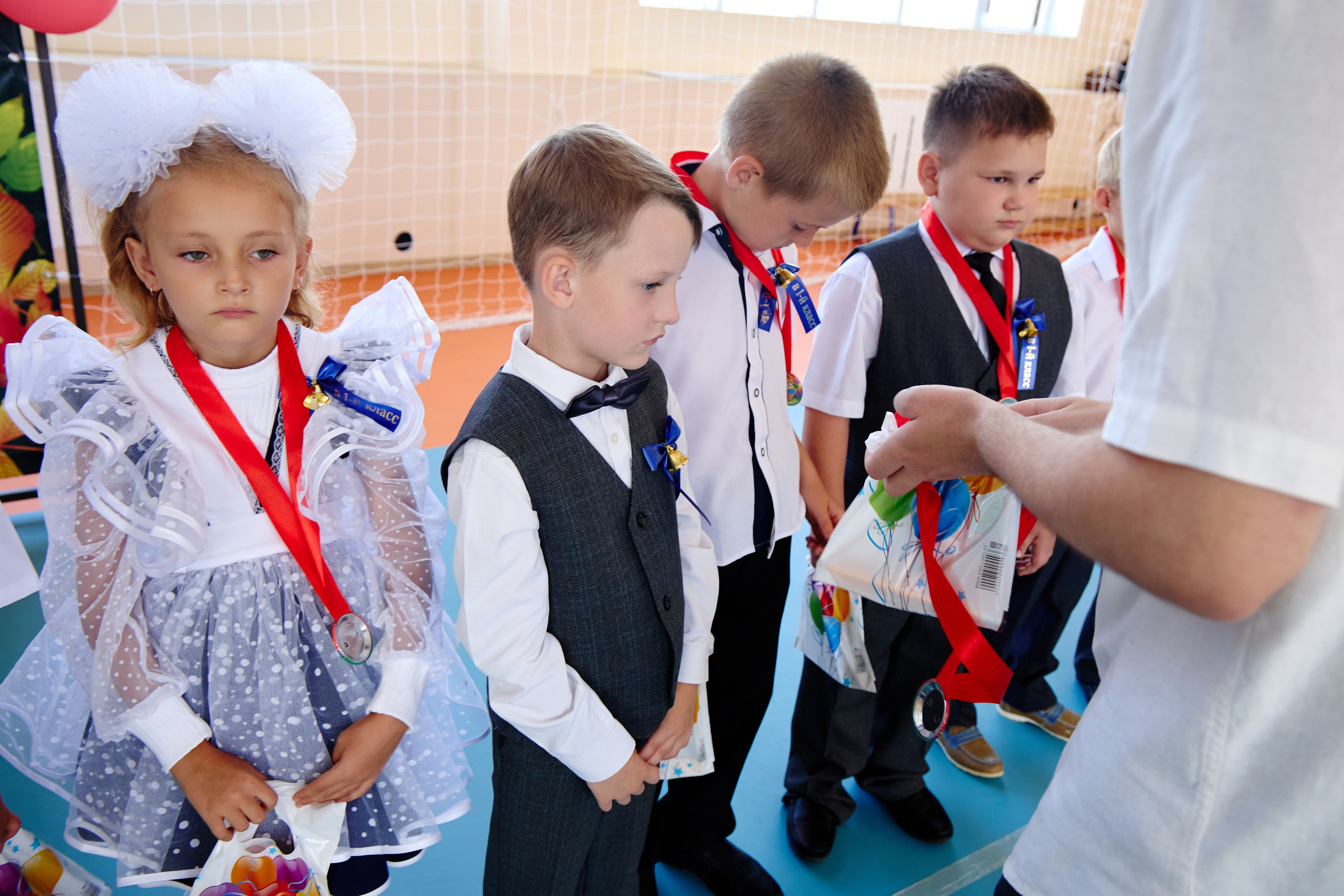 Съемка на 1 сентября. Фотограф Выпускные альбомы Таганрог Сергей Коробченко