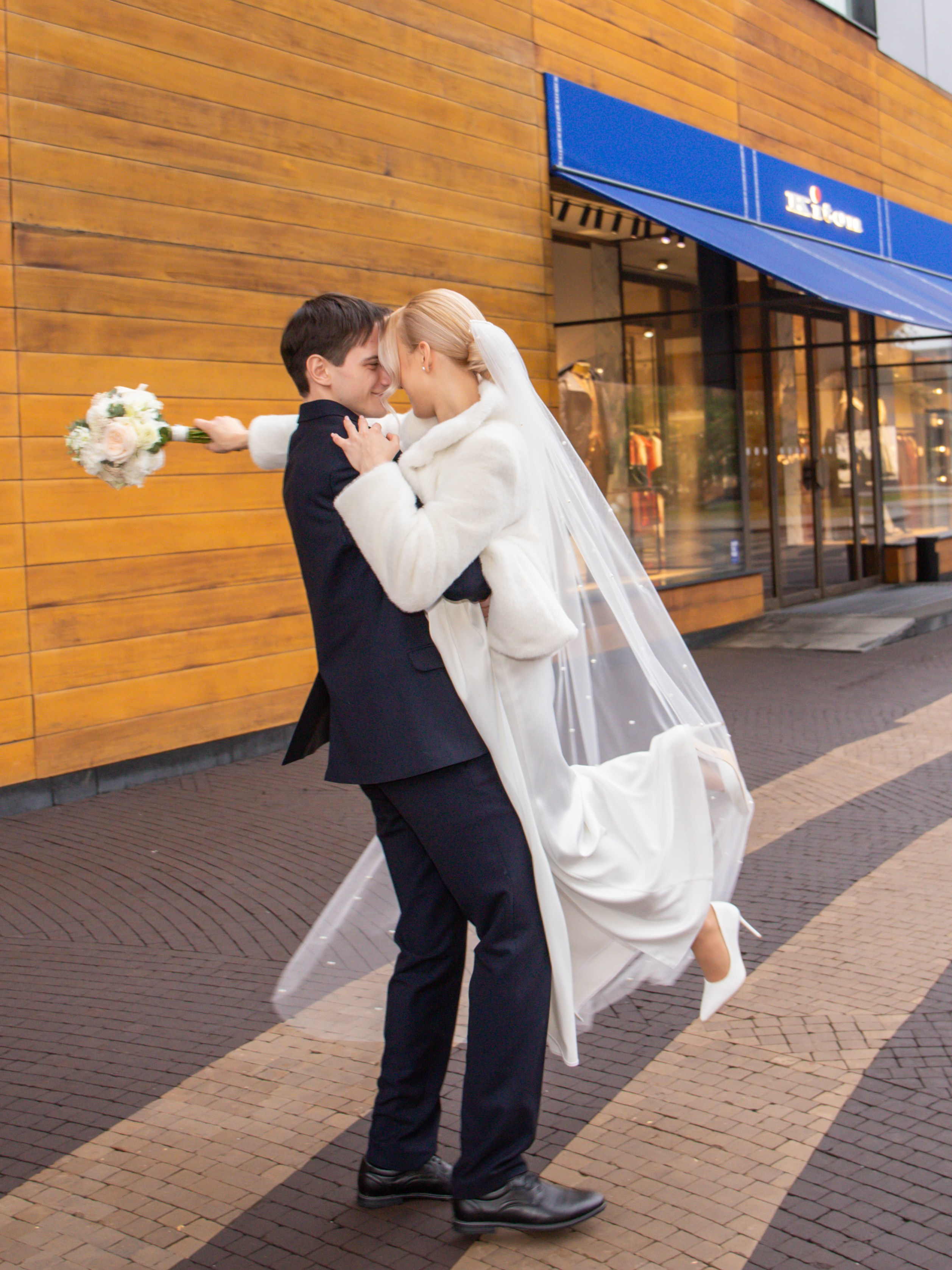 Илья&София (ЗАГС, прогулка, фотостудия). Свадебный и семейный фотограф в Москве Мила Широких