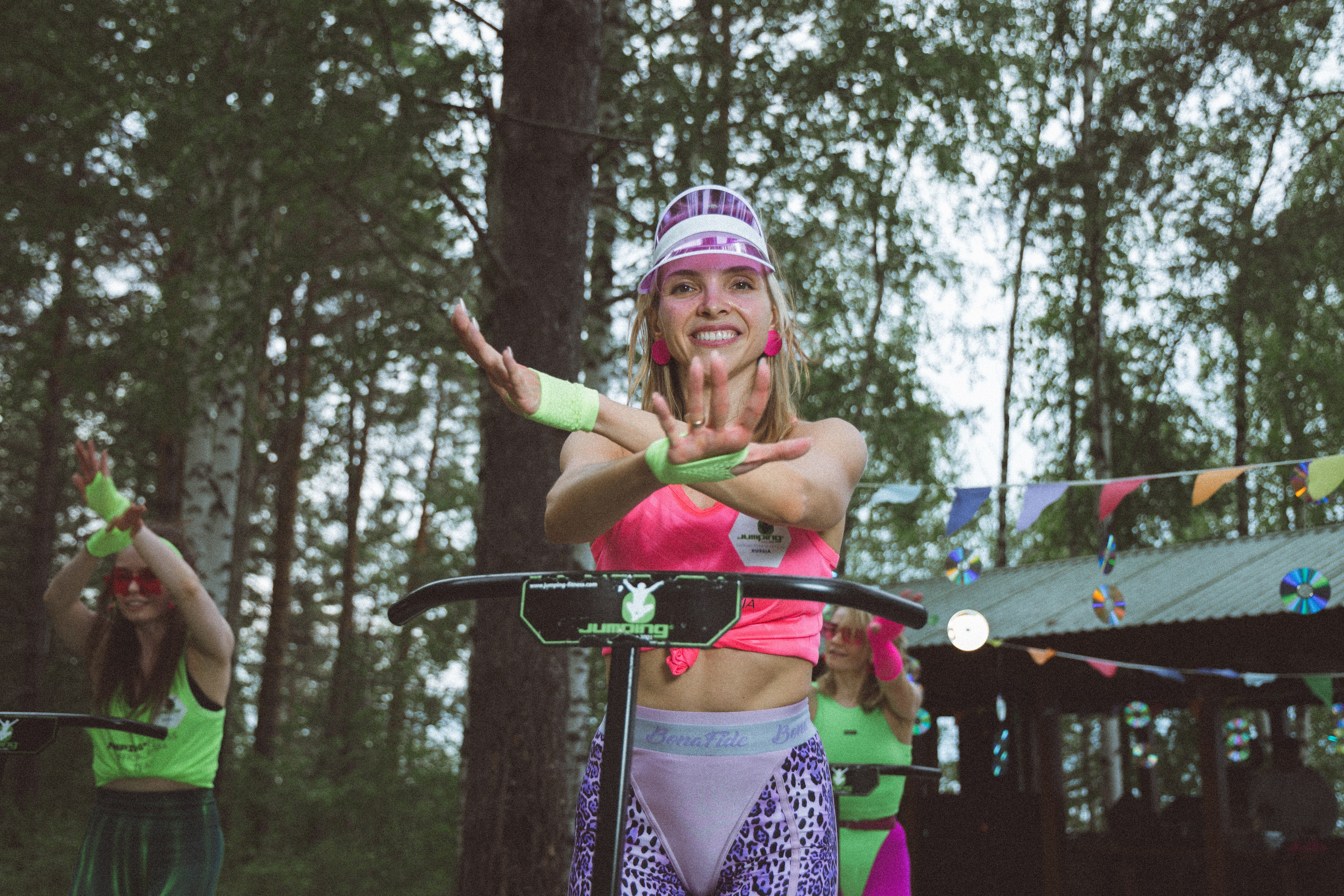 EVENT (vibe — вечеринка в стиле 90-х). Photographer — Regina Sal’manova. Uray