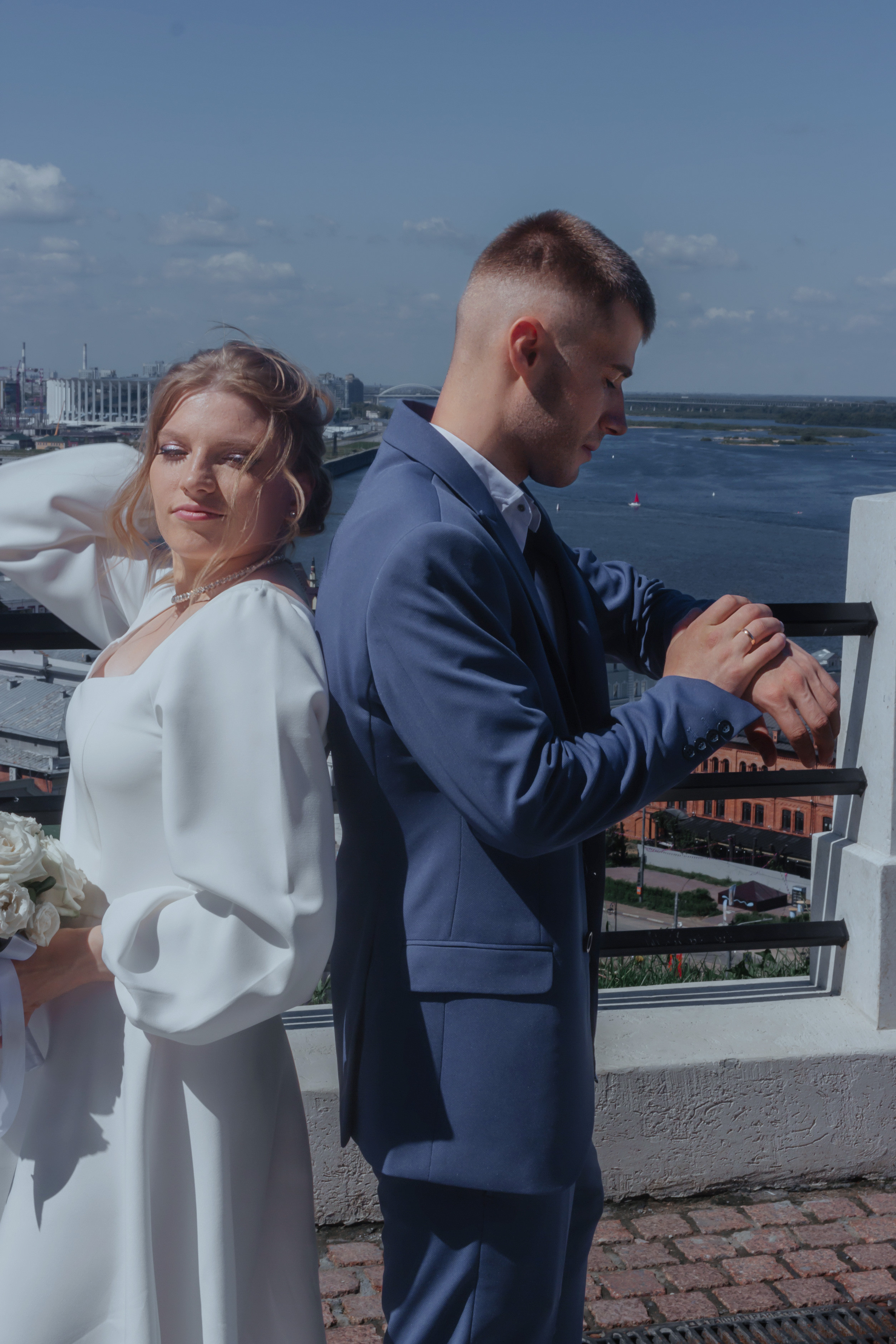 Свадебная прогулка около Нижегородского кремля. Свадебный фотограф и фотограф Love-Store в Нижнем Новгороде Анастасия