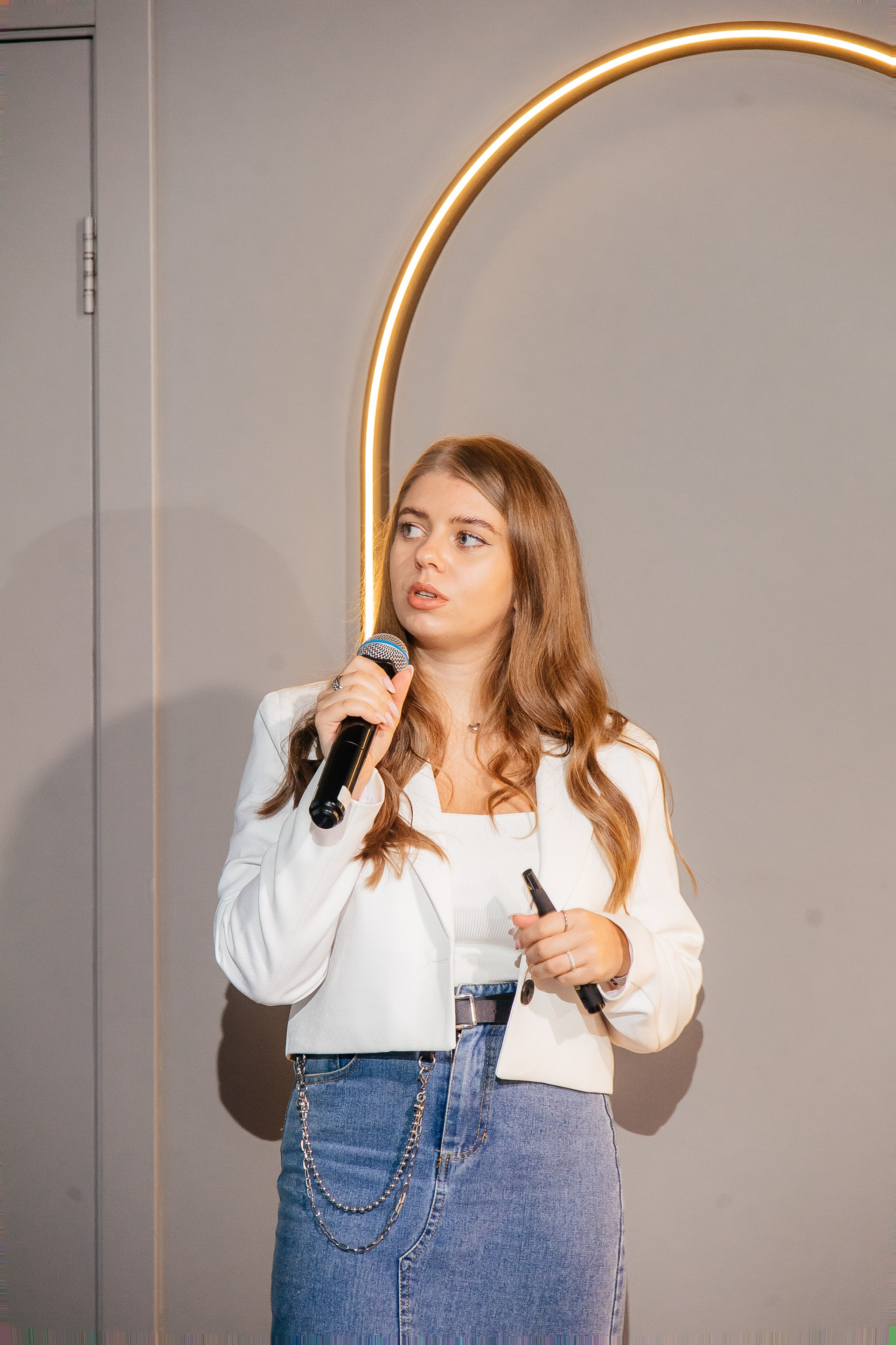 Презентация новинок систем света Maytoni в One way loft. Фотограф в Красноярске Надежда Воскресенская