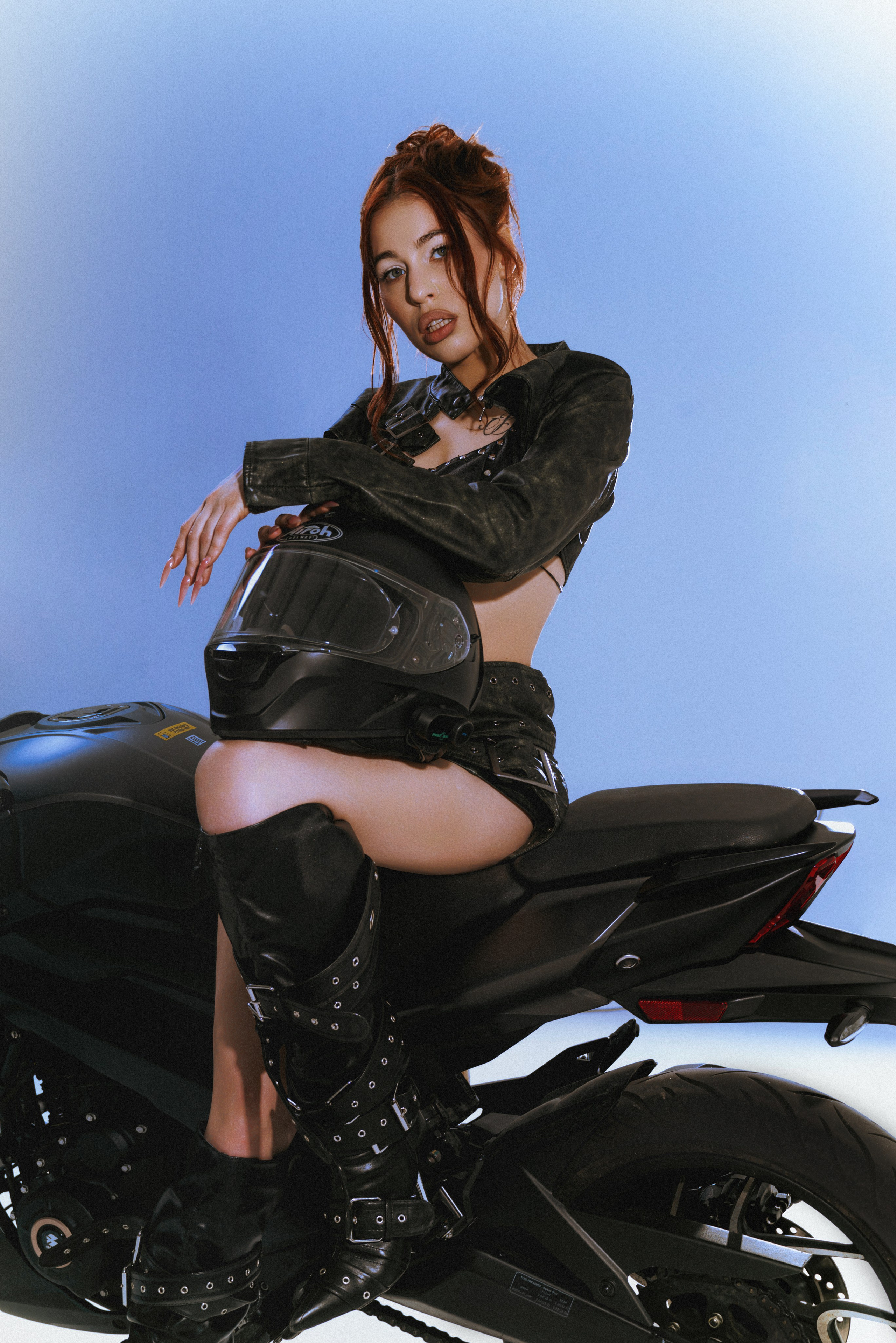 MOTOMAMI. ART фотограф NBIRDIE