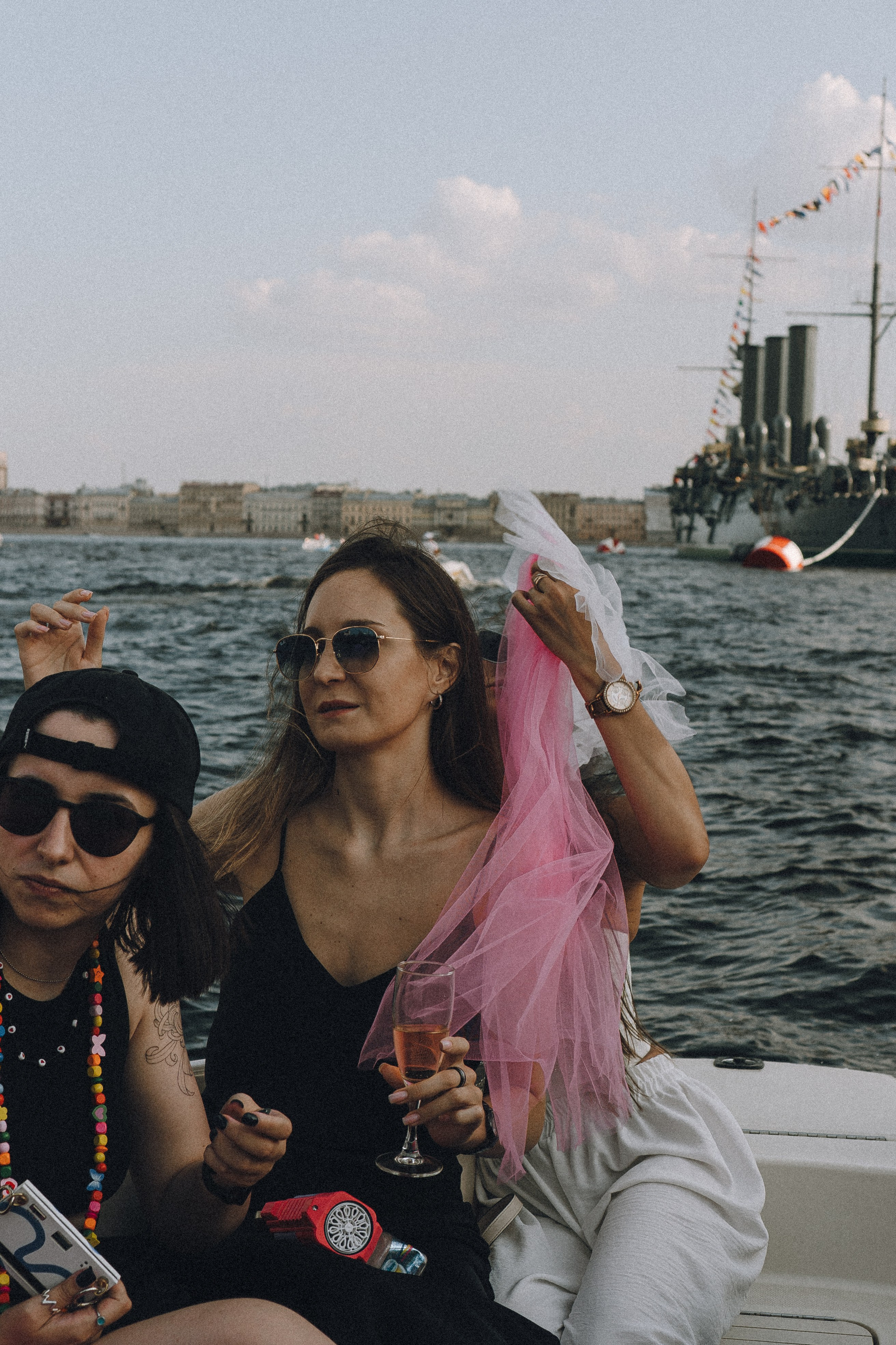 ДЕВИЧНИК НА КАТЕРЕ. Профессиональный фотограф, Санкт-Петербург — Виктория Богомолова
