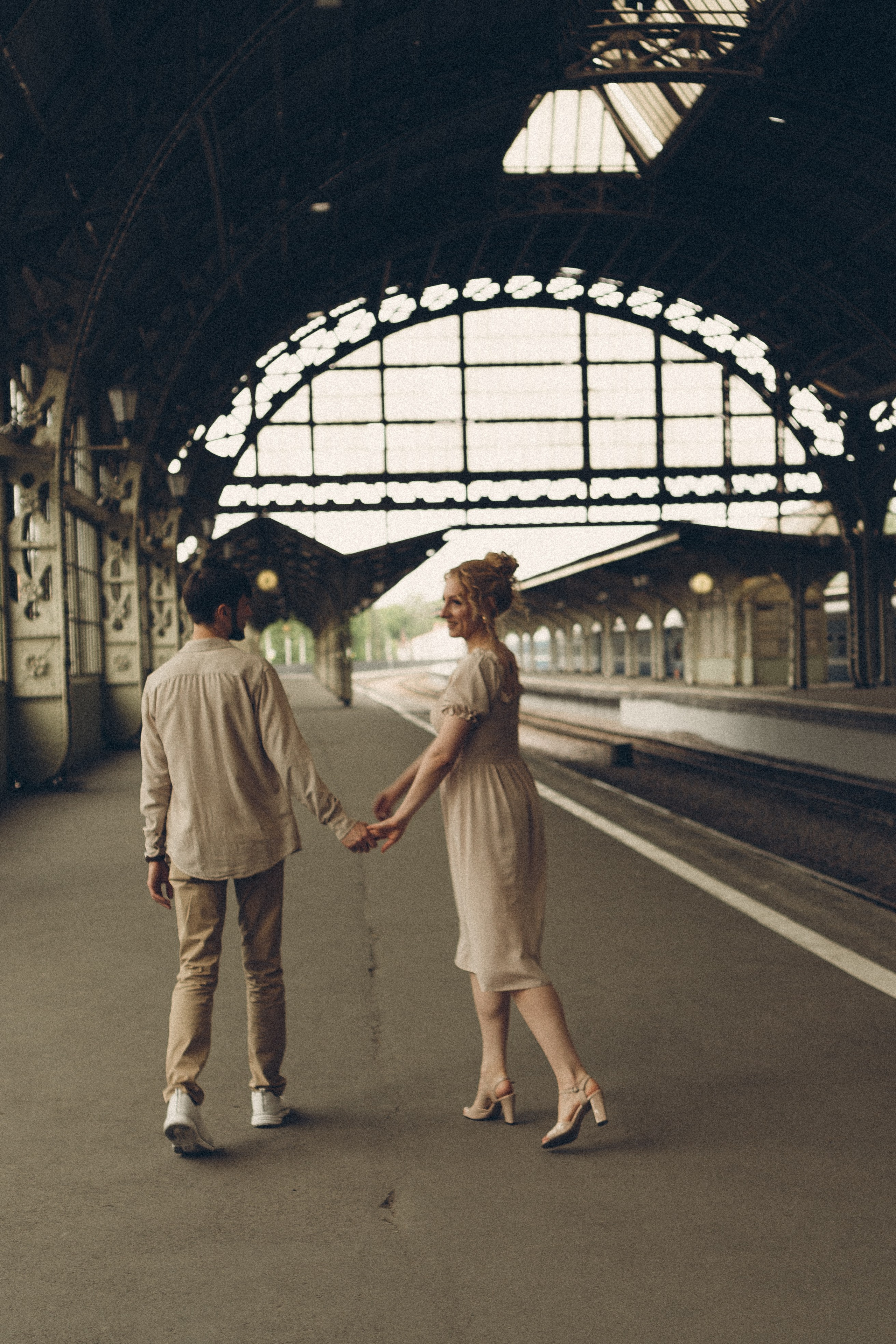 ПРОГУЛКА НА ВИТЕБСКОМ ВОКЗАЛЕ. Профессиональный фотограф, Санкт-Петербург — Виктория Богомолова