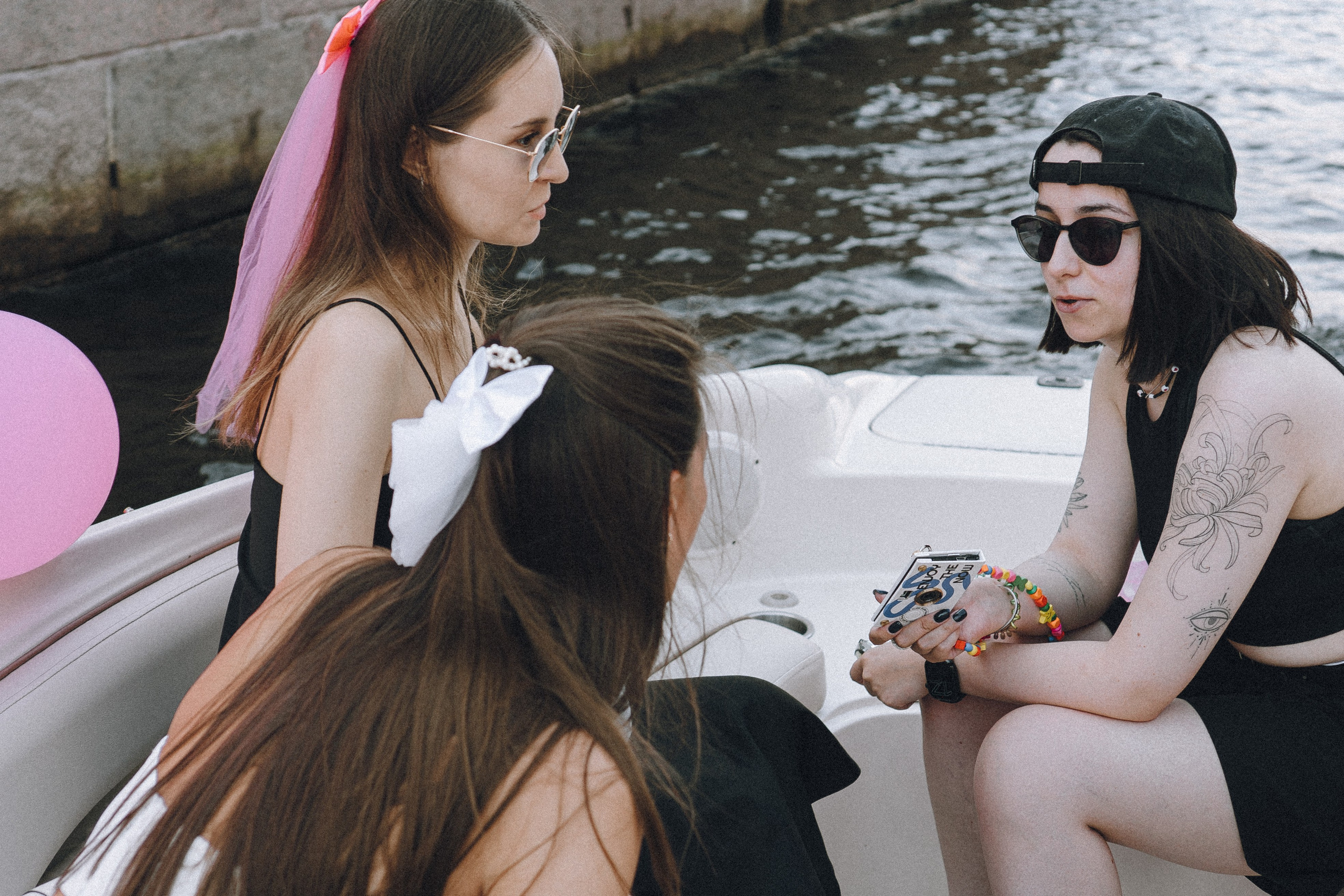 ДЕВИЧНИК НА КАТЕРЕ. Профессиональный фотограф, Санкт-Петербург — Виктория Богомолова