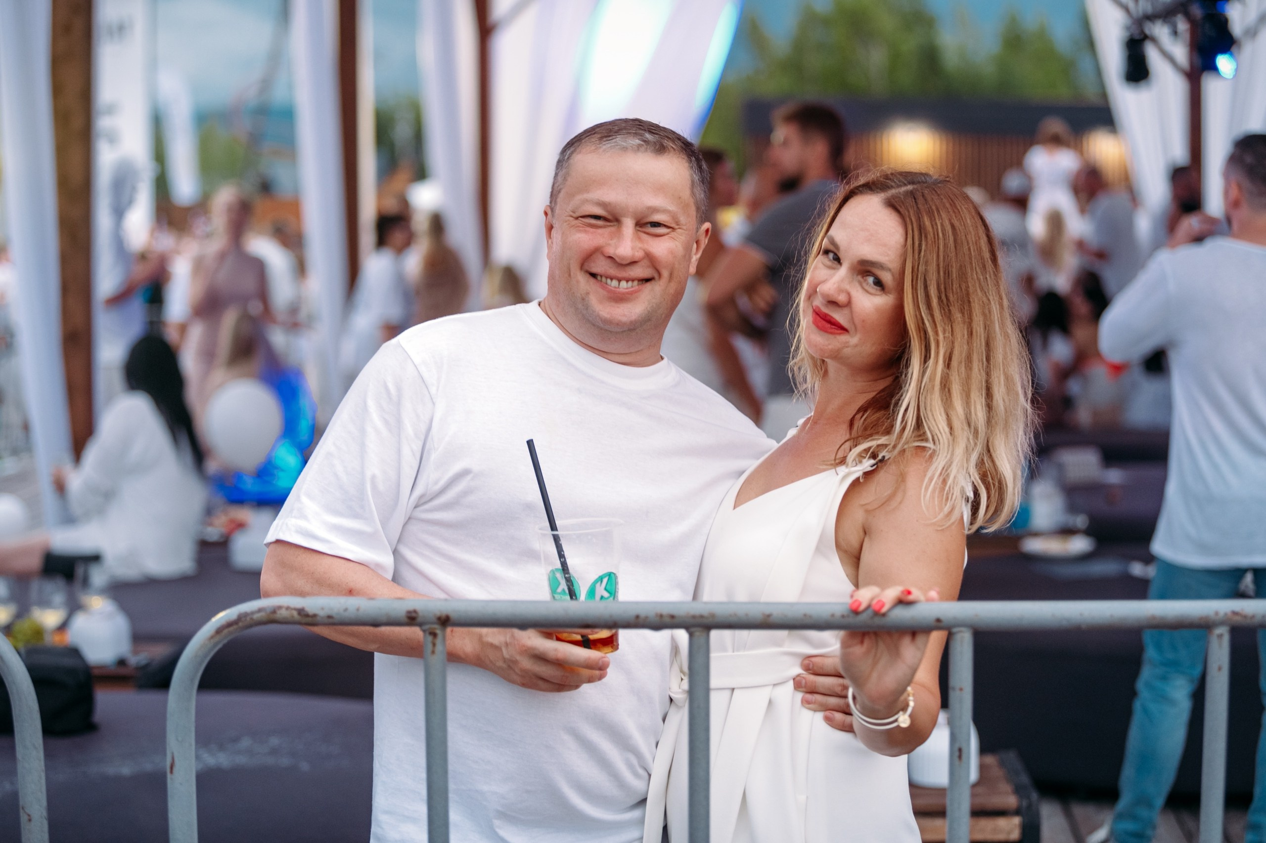 White Party @ Бархат парк. Репортажный фотограф Максим Полянский. Москва, Санкт-Петербург, Красноярск