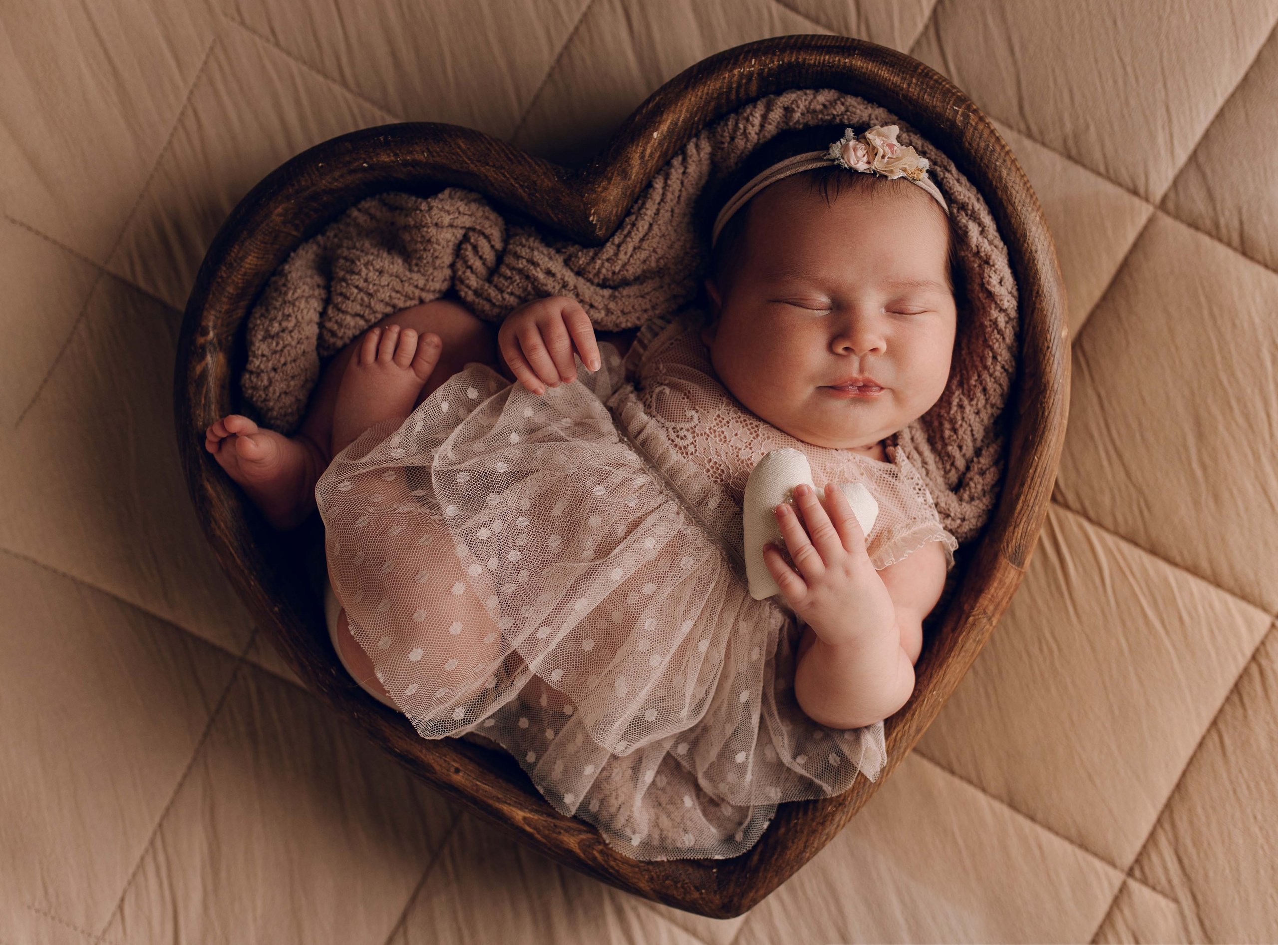 Образы для девочек. Фотограф новорожденных в Москве и Московской области