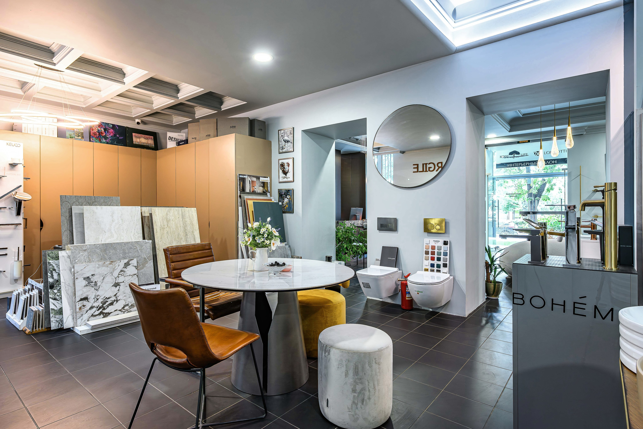 Интерьерная фотосъёмка коммерческой недвижимости для Бизнеса (для вашего сайта, для Яндекс карт и других онлайн каталогов). Интерьерный & Репортажный фотограф Озеров Денис, г. Москва