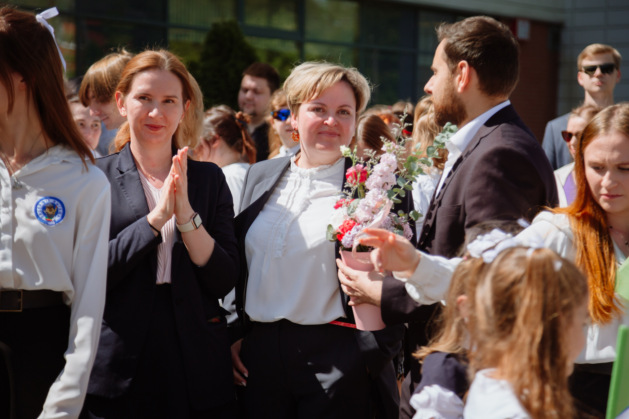 Последний звонок 2024 (2 часа фотосъемки). Профессиональный фотограф Надежда Антонова