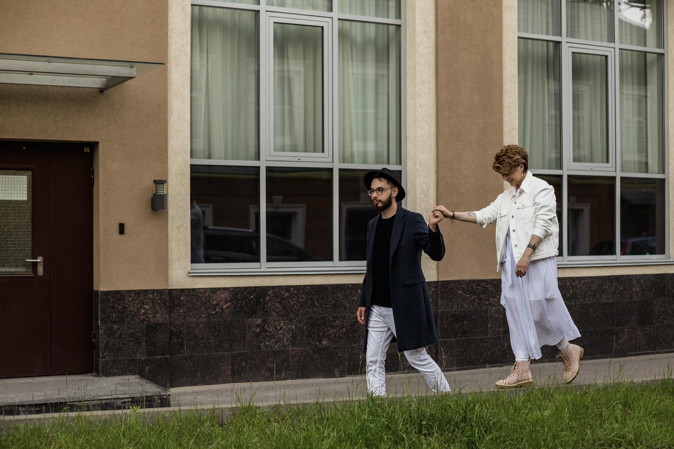 Anna and Ivan. Fotograf u Crnoj Gori-porodično fotografisanje sa djecom, lovestory, nekretnine