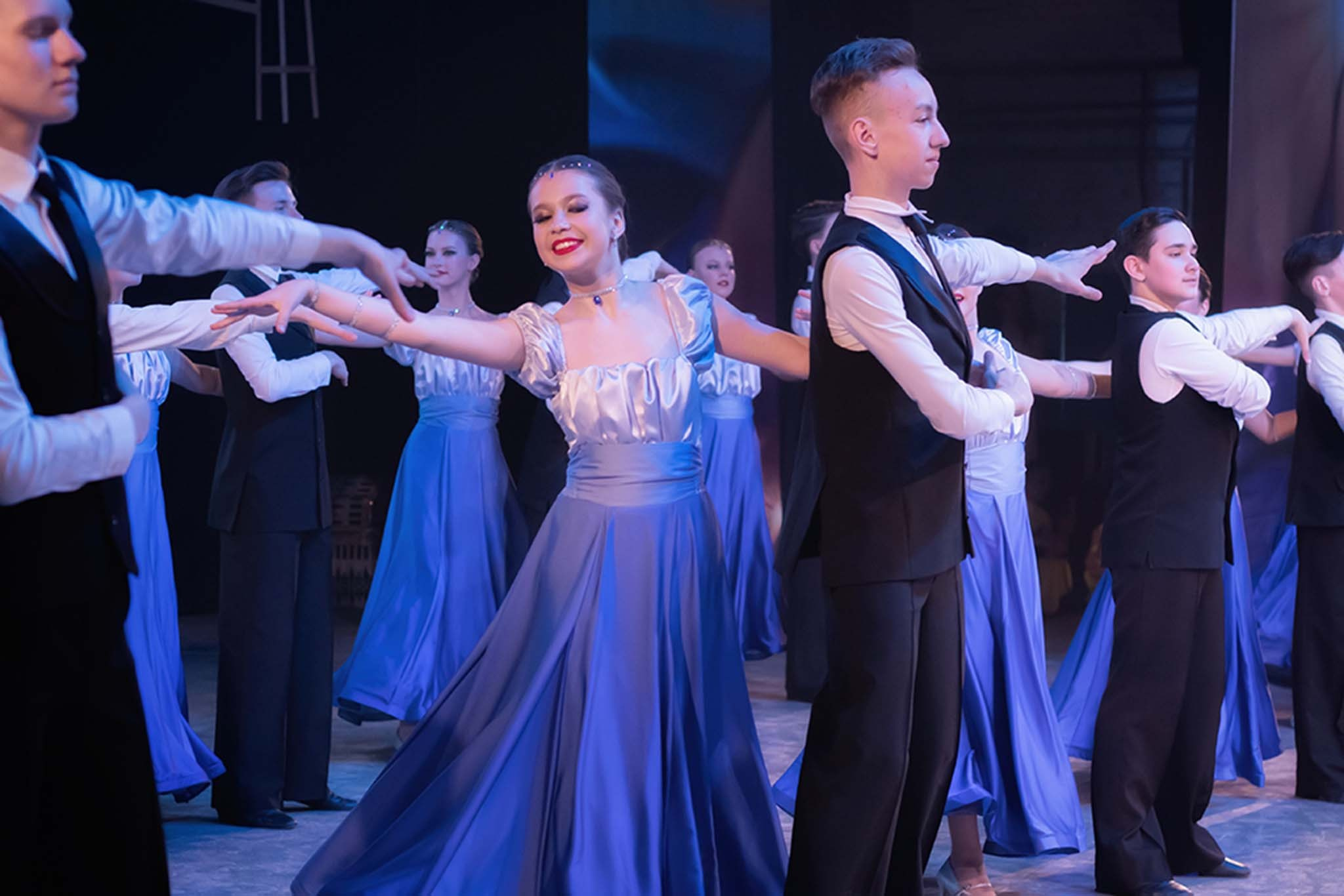 Выступление Анжелы и Руслана. Репортажный Фотограф