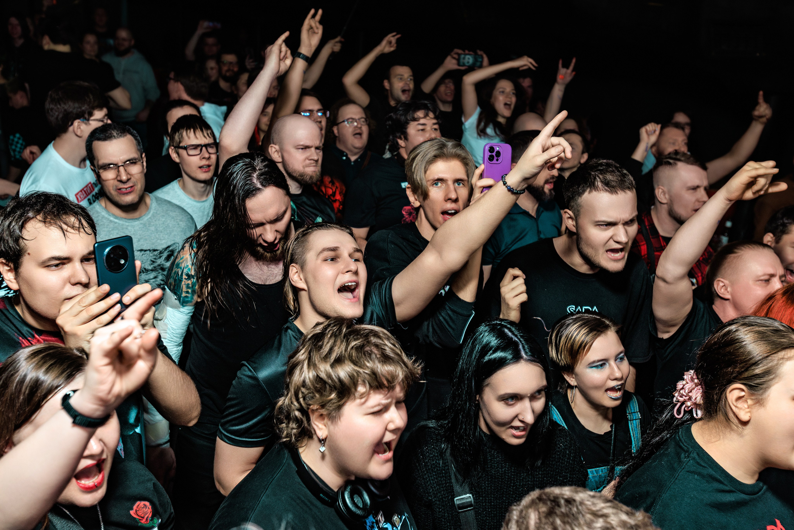 SARA. Репортажный фотограф Екатеринбург | Яркий, качественный репортаж | Концерты, клубы, репортаж, праздники, корпоративы