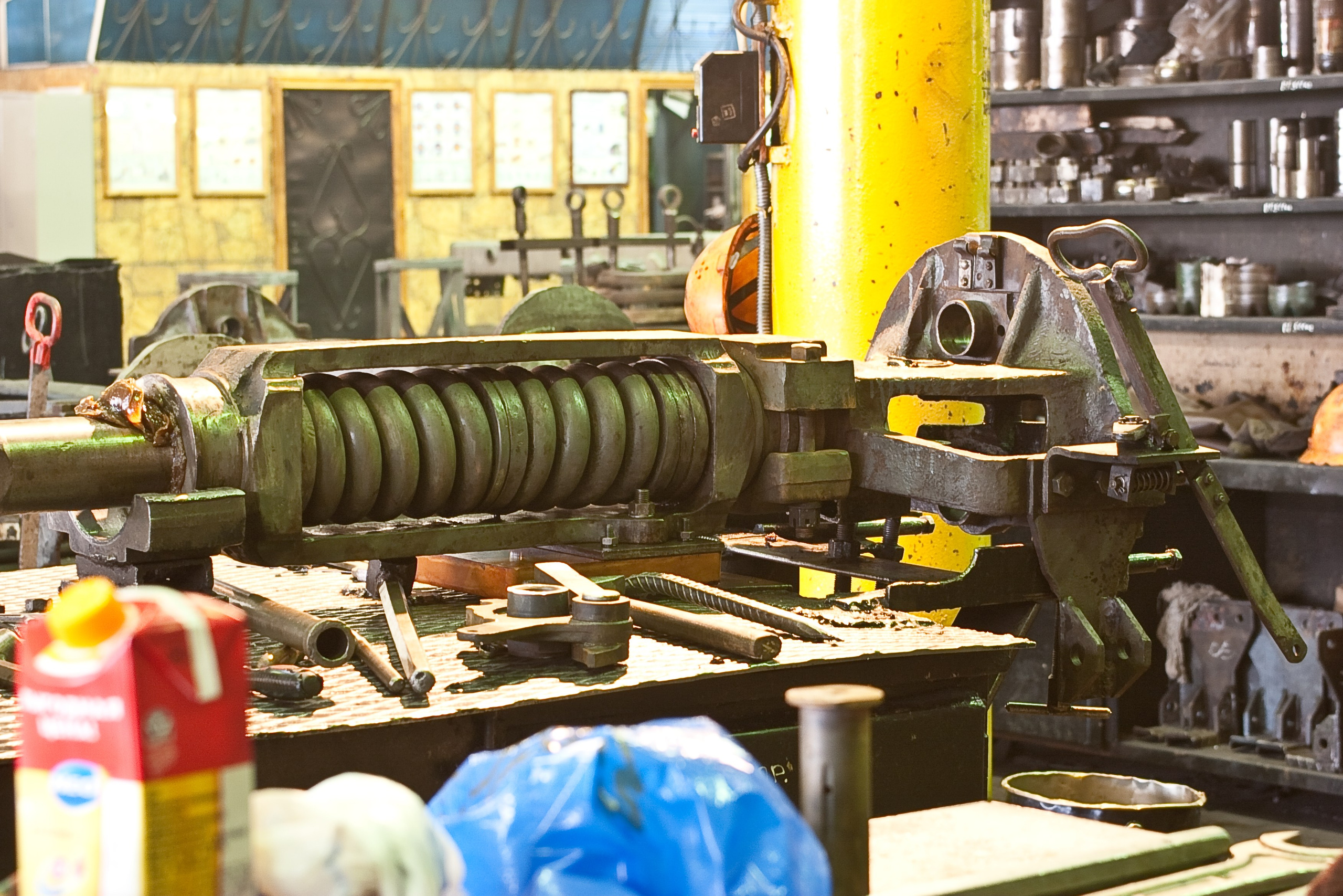 Место где чинят поезда. Электродепо «Черкизово», образца 2010 года. Илья Михачёв Фотограф ПРО людей