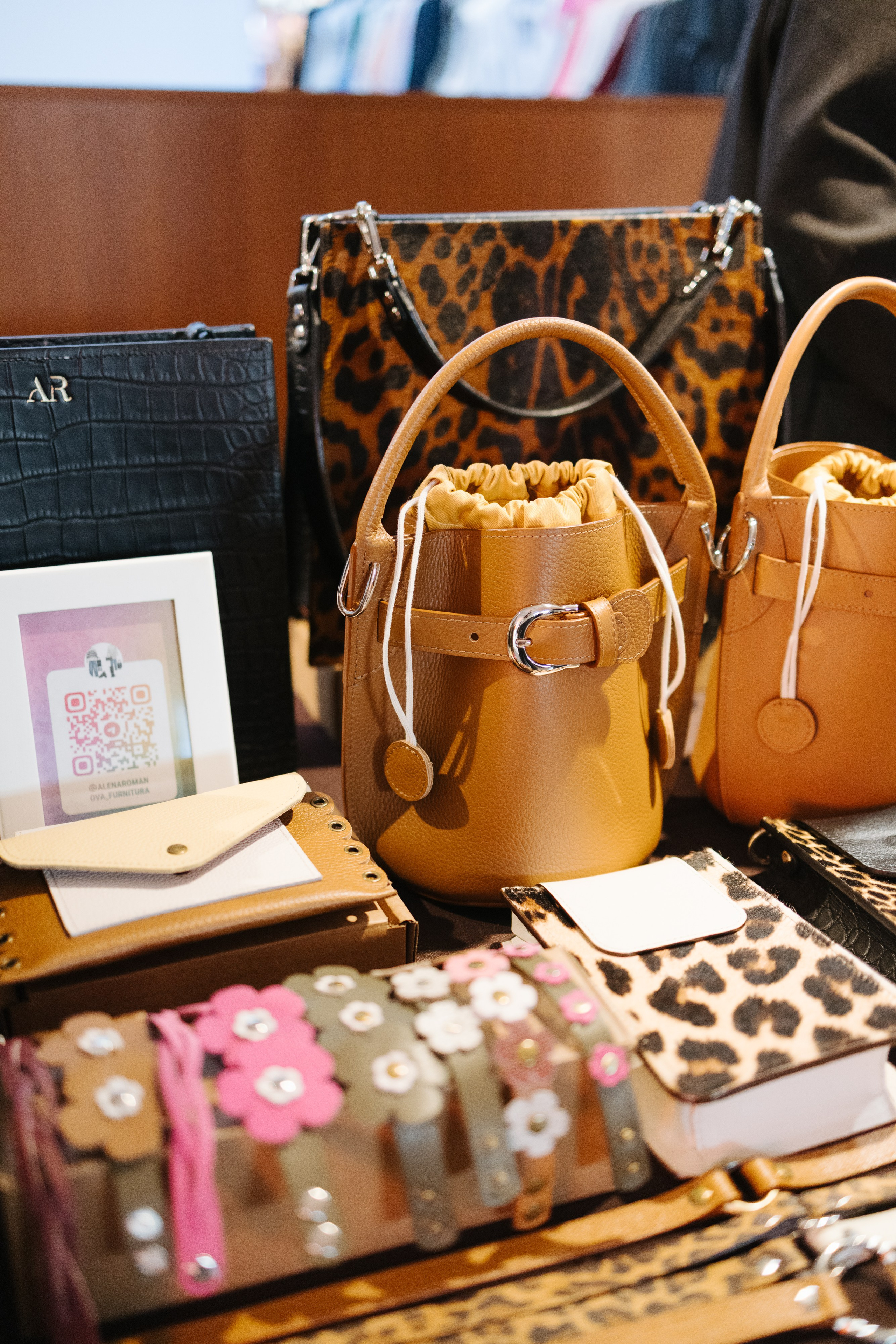 7–8 марта 2025 в пространстве «Три вокзала. Депо» / День 2 / фото Валерий Белобеев. Фотоотчеты «Ламбада-маркета»