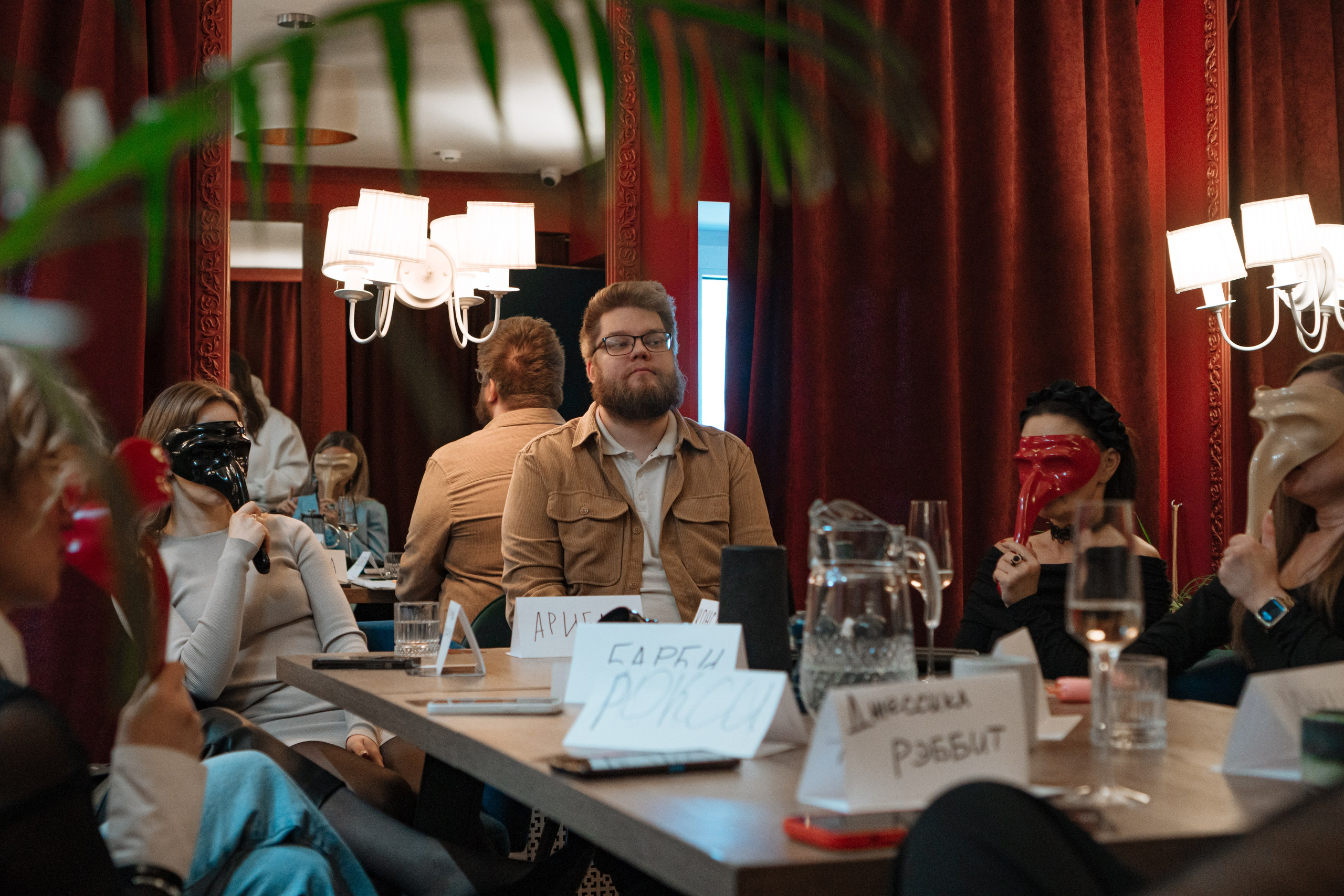 Мафия. Бар FINCH. ЖЕНСКИЙ КЛУБ LAXMI. Портретный фотограф в Санкт-Петербурге Дмитриева Наталия