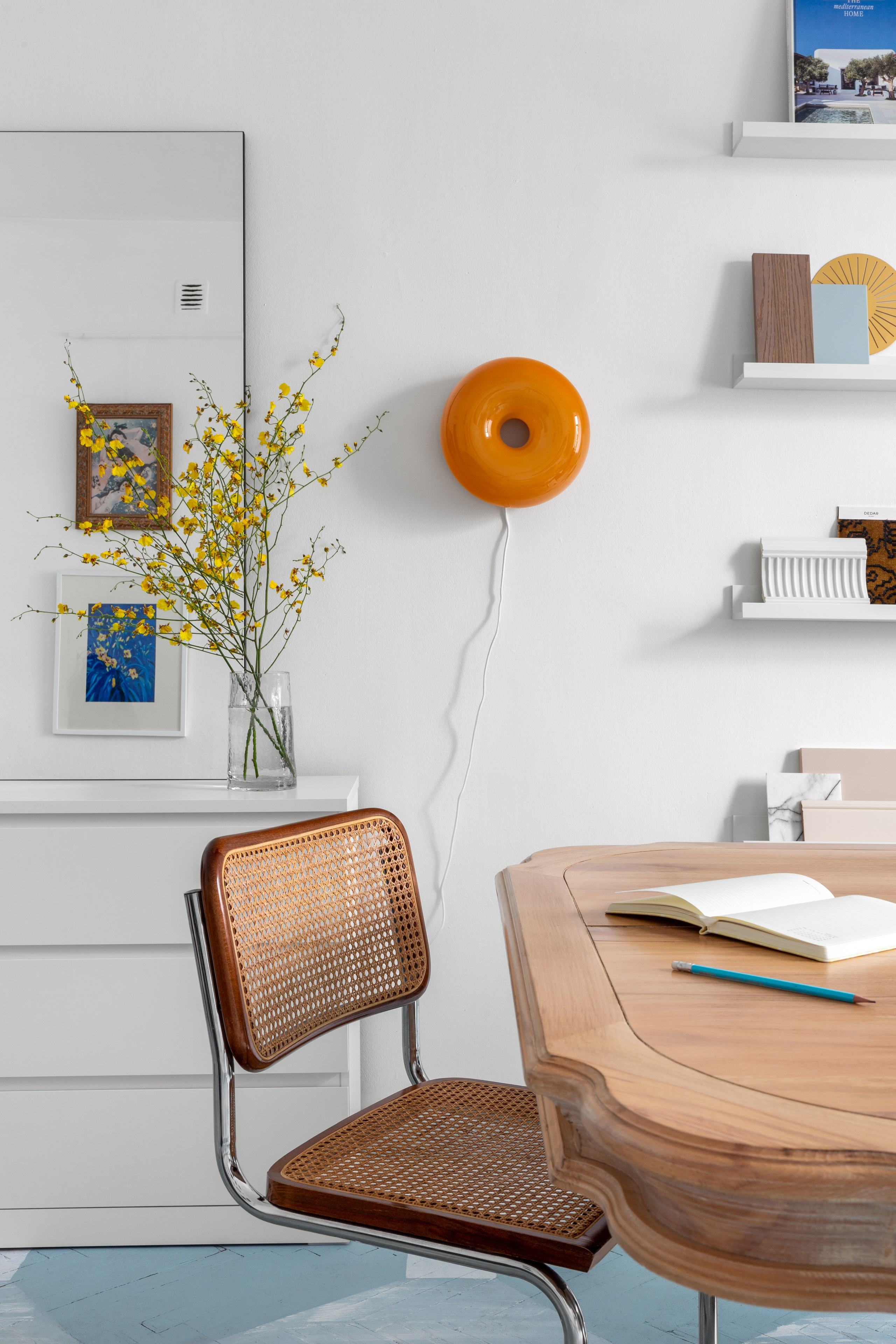 Duna Interiors — фотосъёмка офиса дизайн-бюро. Roman Yakunin — interior photographer in Almaty, Kazakhstan