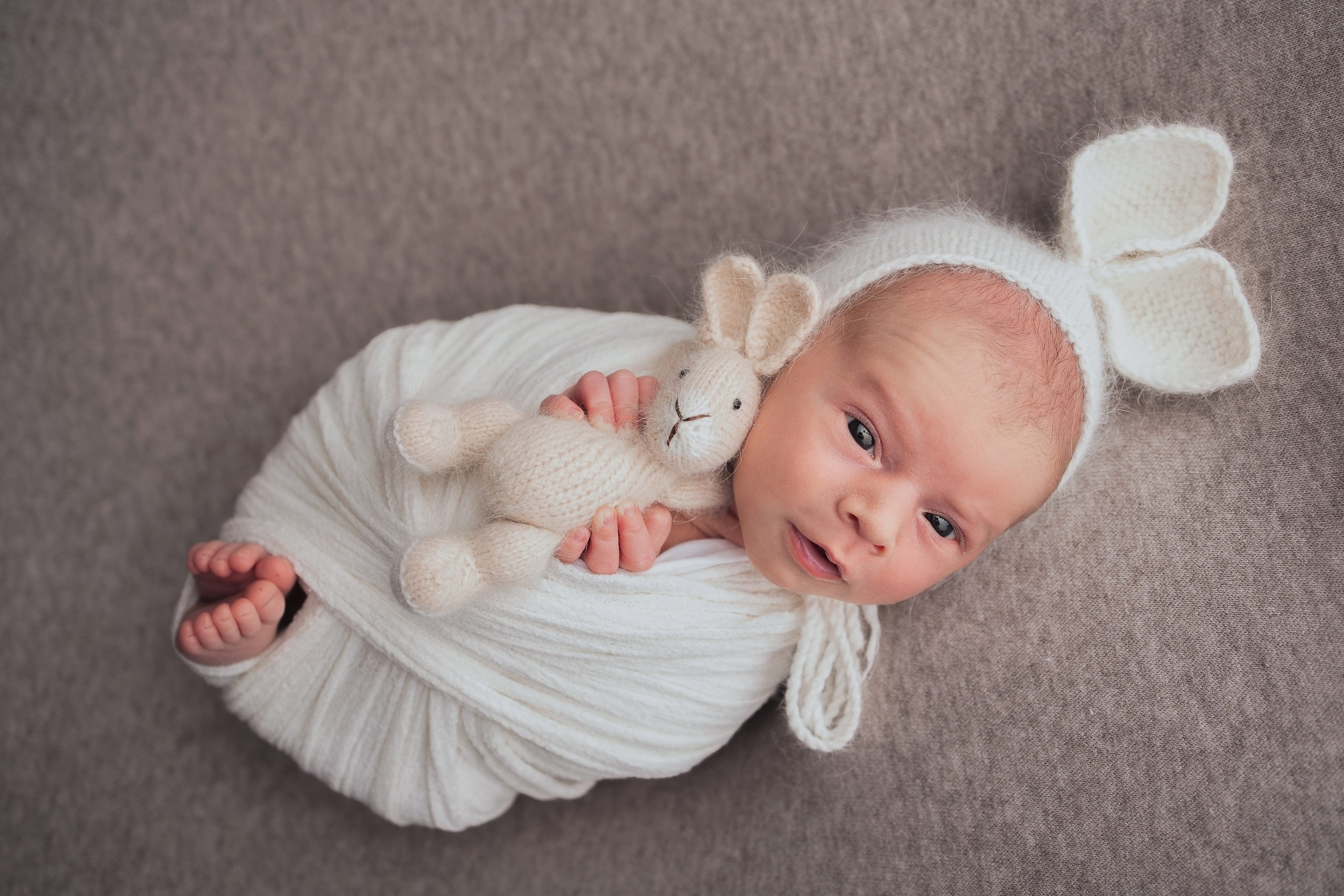 Нежная и милая фотосессия первых дней жизни Вашего ребенка в Минске. Фотограф новорождённых Минск — стоимость newborn фотосессии в Минске