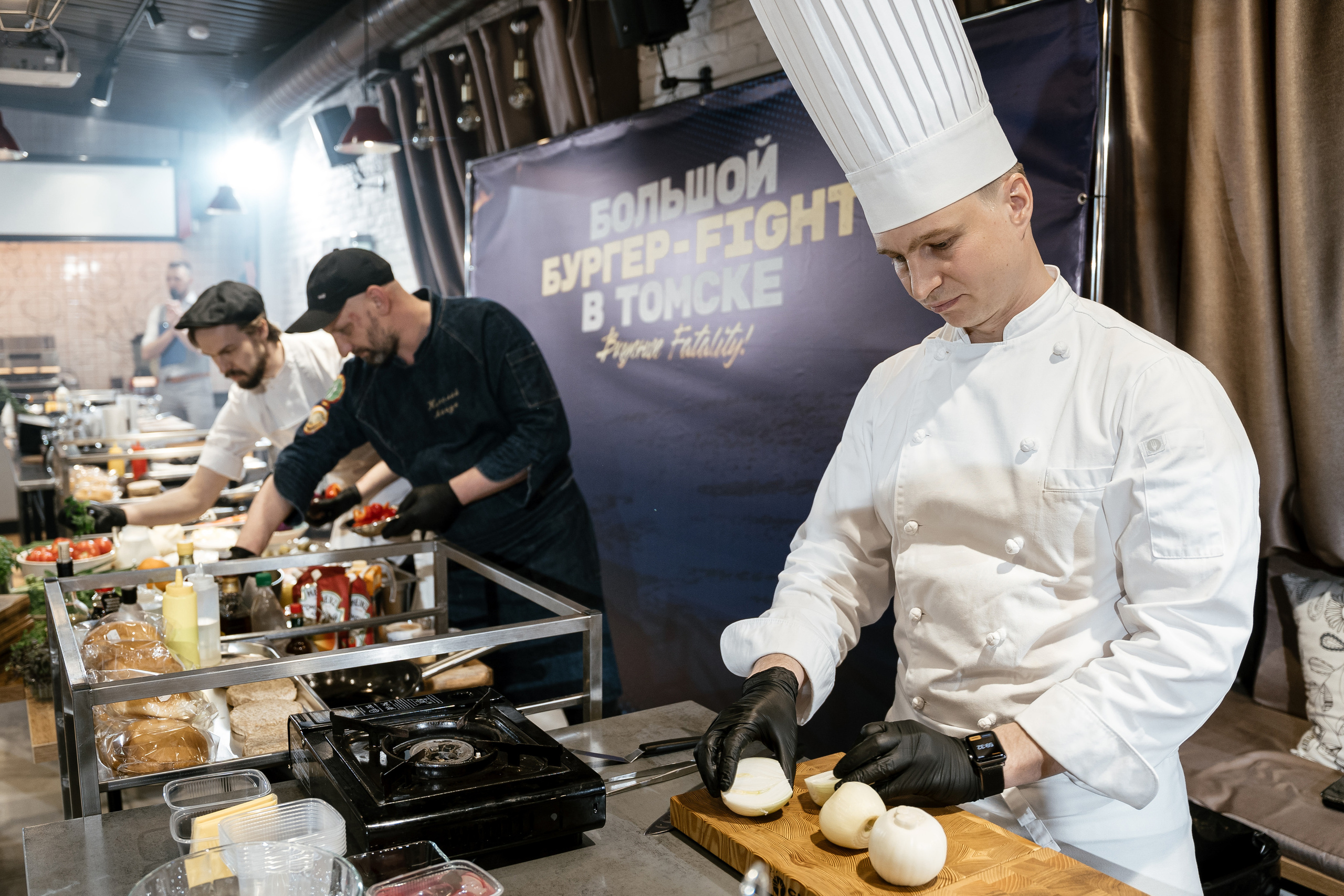 Бургер-FIGHT. Фотограф Томск, Новосибирск Влад Свириденко