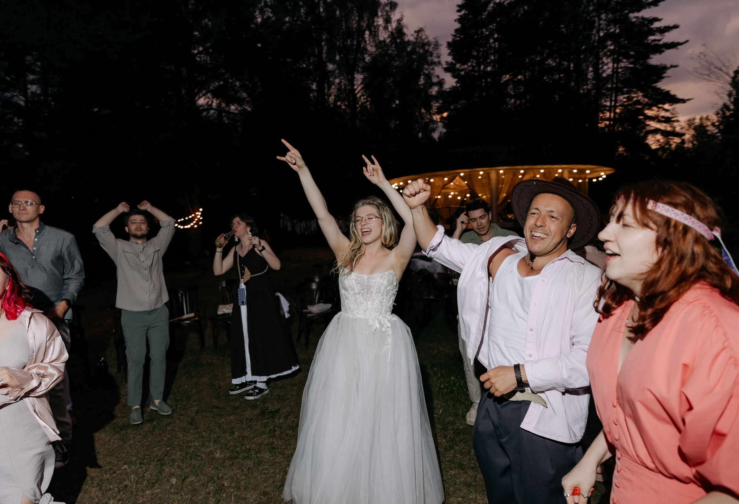 «Суженый, ряженый, приди ко мне наряженный». Свадебный и репортажный фотограф в Санкт-Петербурге