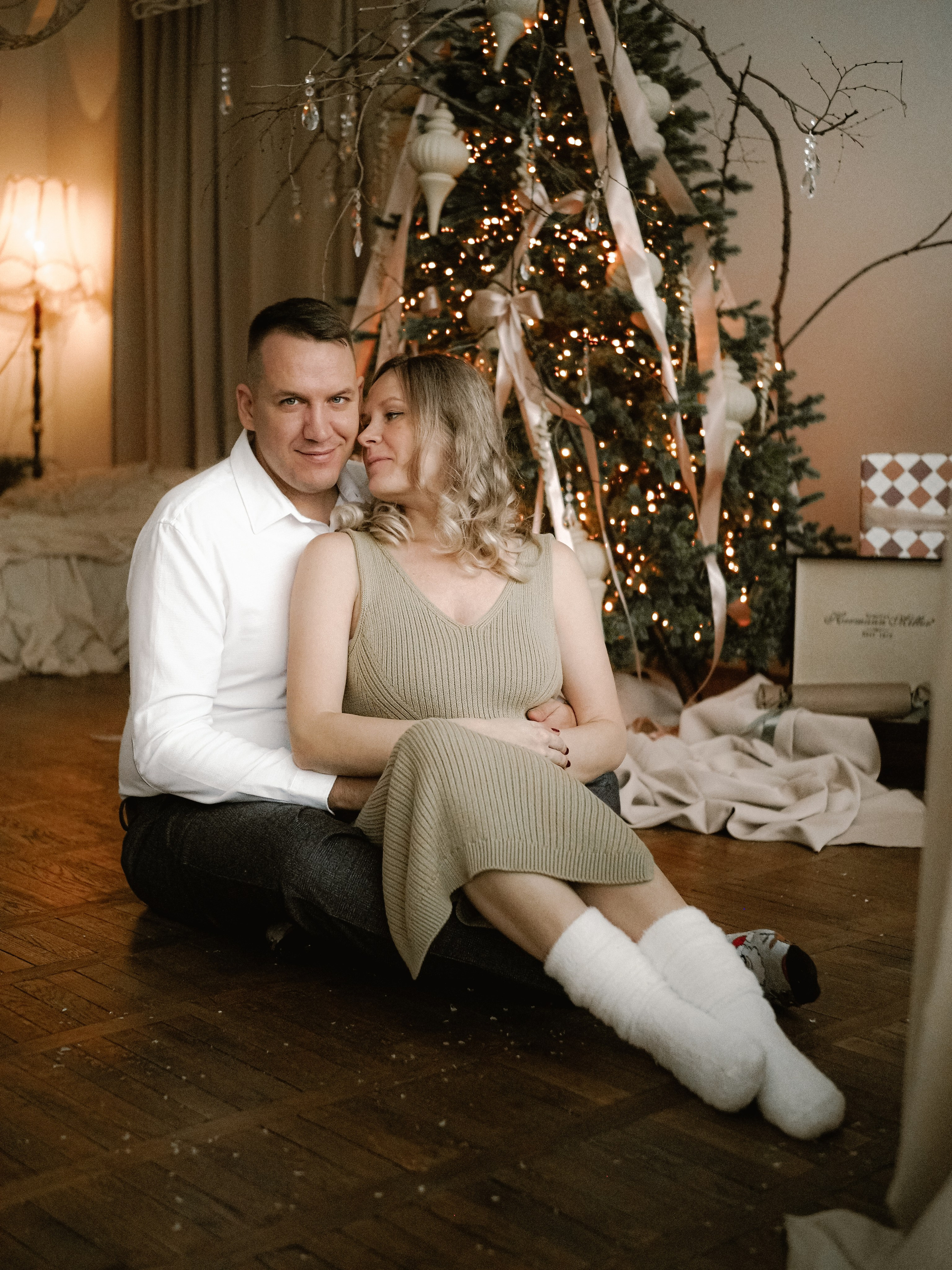 Если фото у елочки, то вот так. Фотограф Рязань. Семейный Свадебный фотограф