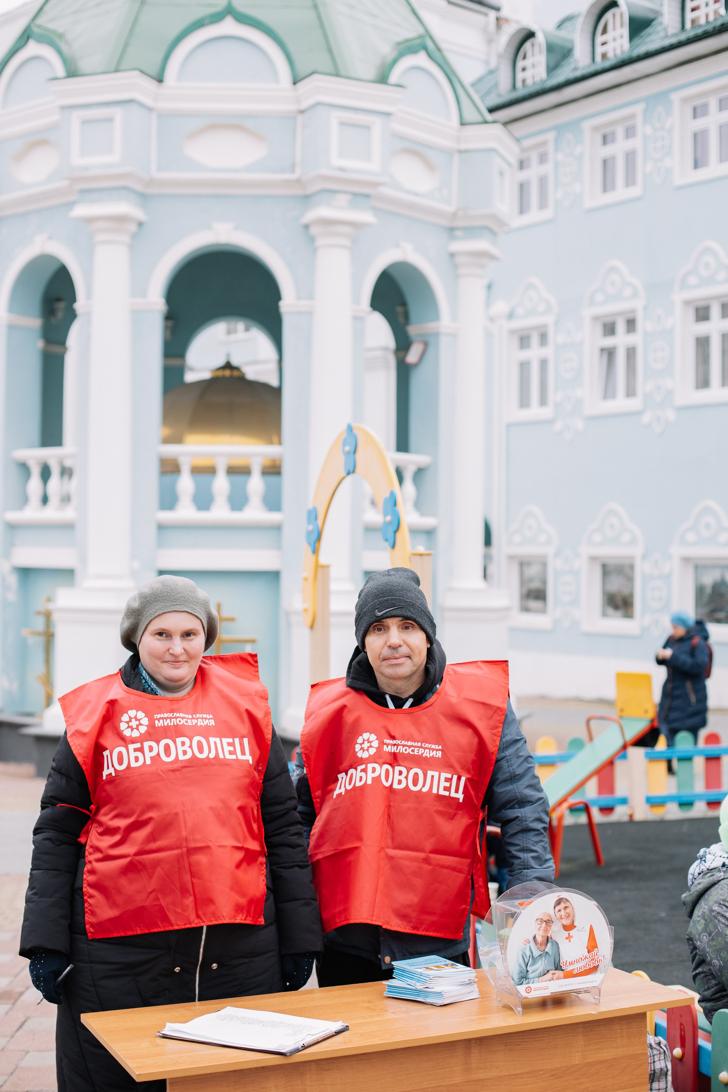 Покров в храме Иоанна Предтечи. Семейный фотограф Трусова Евгения в Екатеринбурге