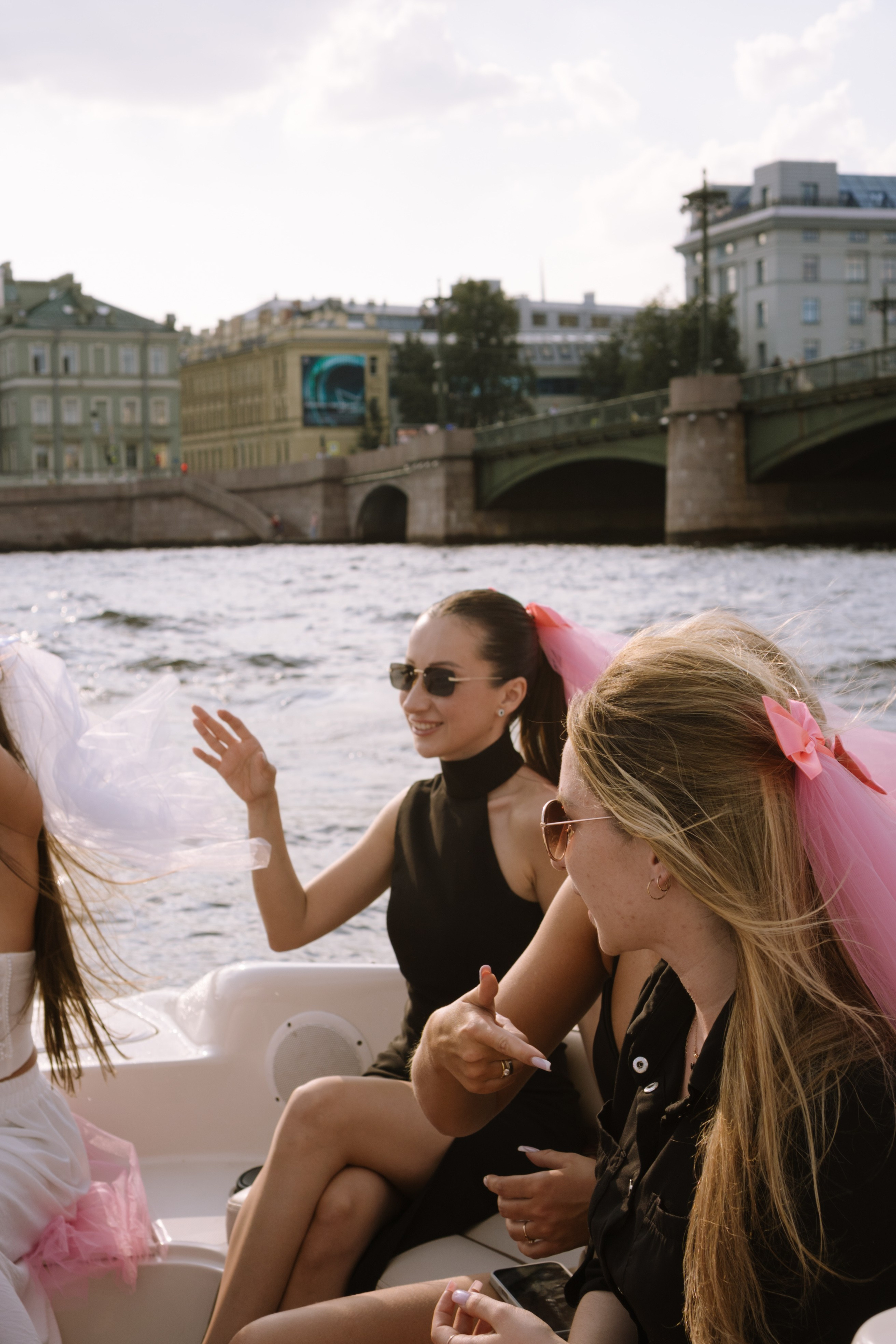 ДЕВИЧНИК НА КАТЕРЕ. Профессиональный фотограф, Санкт-Петербург — Виктория Богомолова