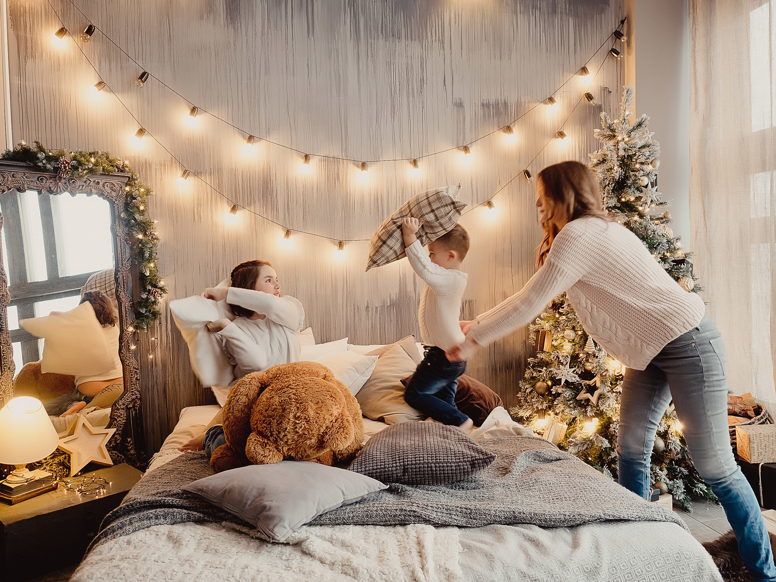 Новогодняя семейная фотосессия в студии. Алёна Орлова Портретный фотограф Москва