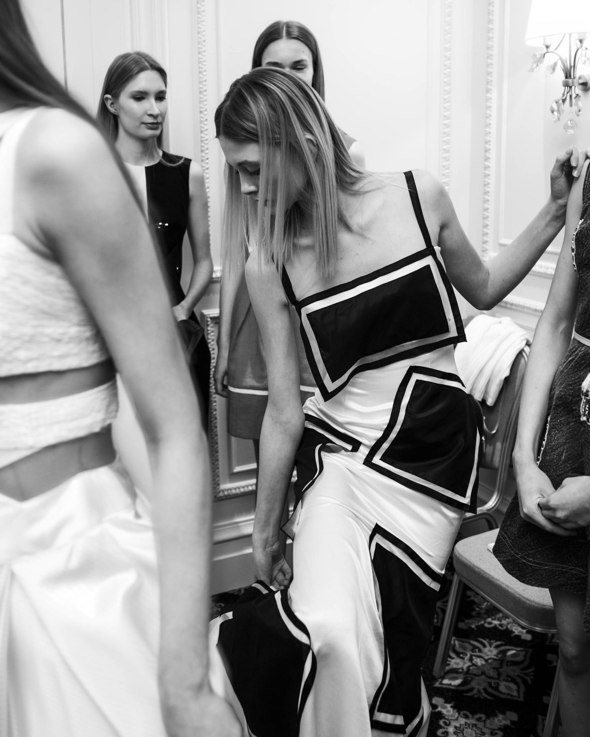 ВАЛЕНТИН ЮДАШКИН. Prêt-a-porter SS2018 SUPREMUS. Backstage. Свадебный фотограф в Санкт‑Петербурге Елена Пчельникова