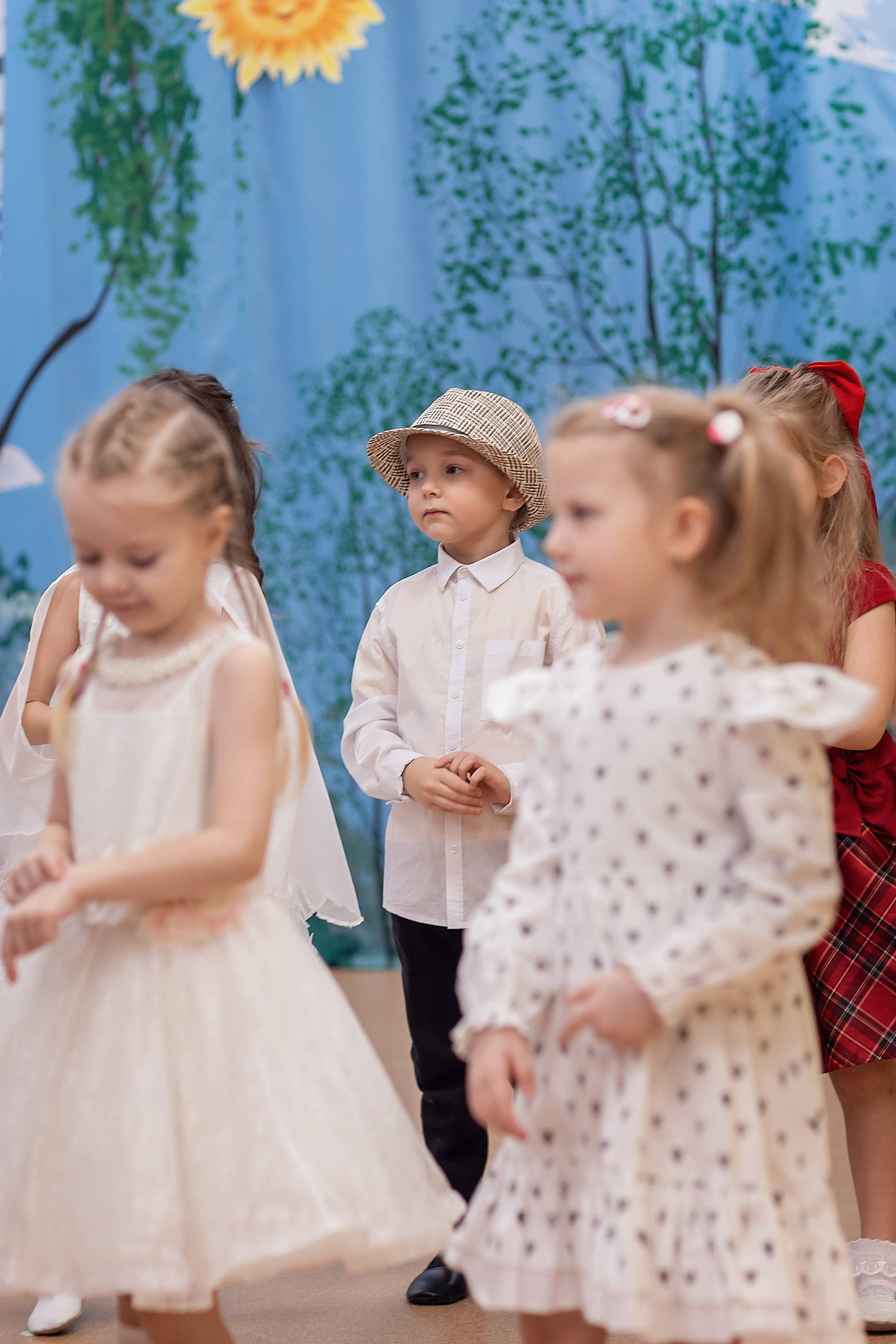 Весенний утренник_старшая группа_2025. Семейный фотограф в Санкт-Петербурге