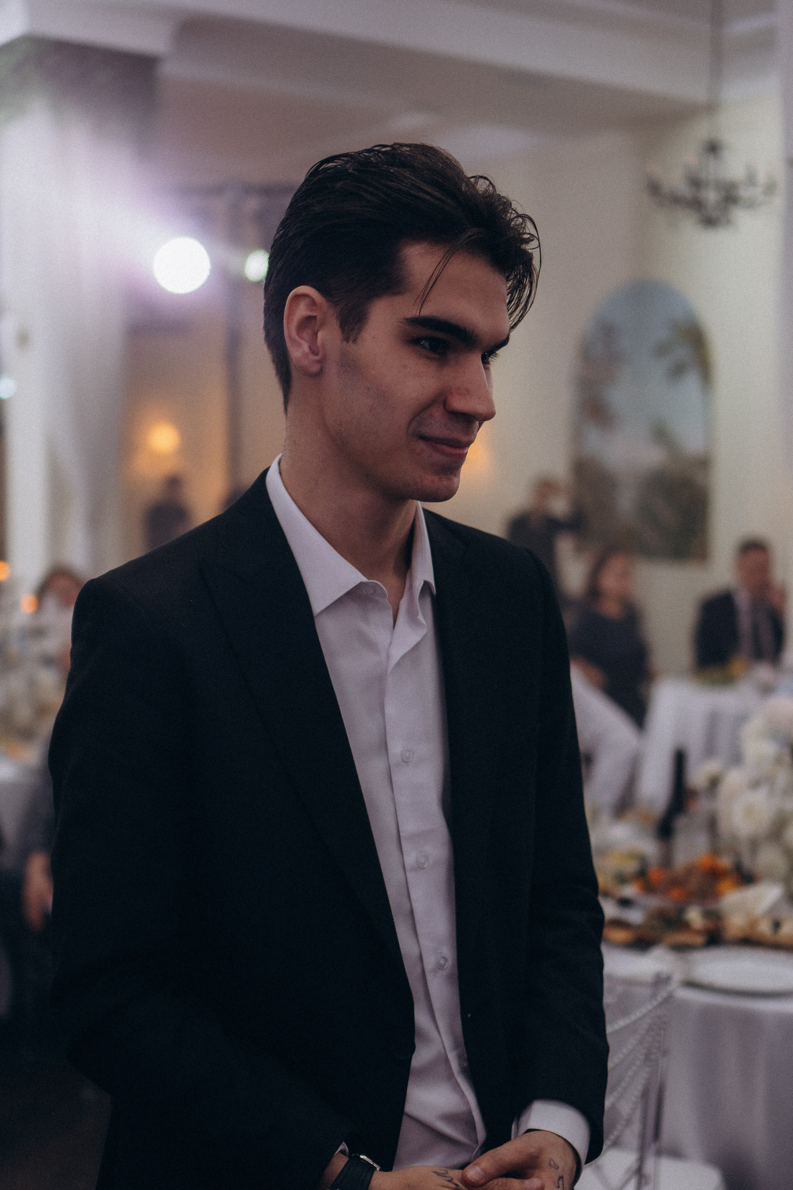 СВАДЕБНАЯ СЬЕМКА СБОРОВ В ОТЕЛЕ И ВЫЕЗД НА ЦЕРЕМОНИЮ (СНЯТО В СИБИРЕ В НИЖНЕВАРТОВСКЕ). Профессиональный фотограф, Санкт-Петербург — Виктория Богомолова