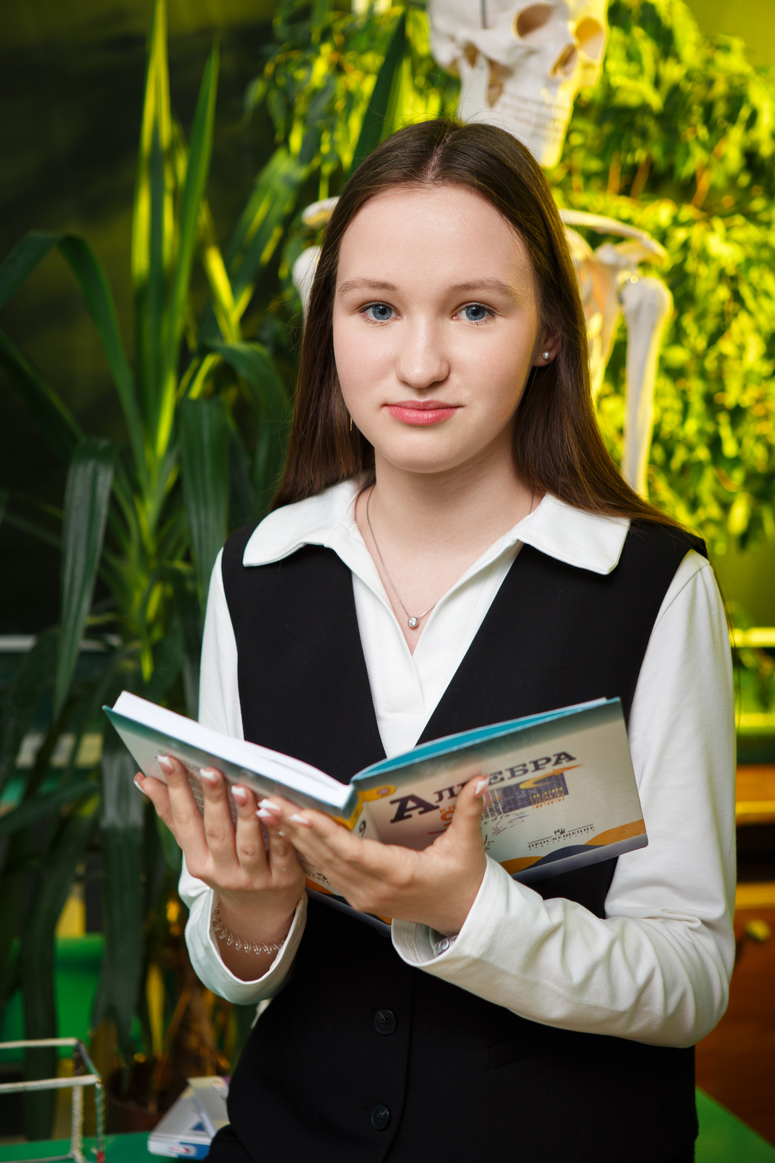 ПОРТРЕТНАЯ ФОТОСЕССИЯ В КЛАССЕ ДЛЯ 9 КЛАССОВ. ТВОЙ АЛЬБОМ / ТВОИ ПРАВИЛА