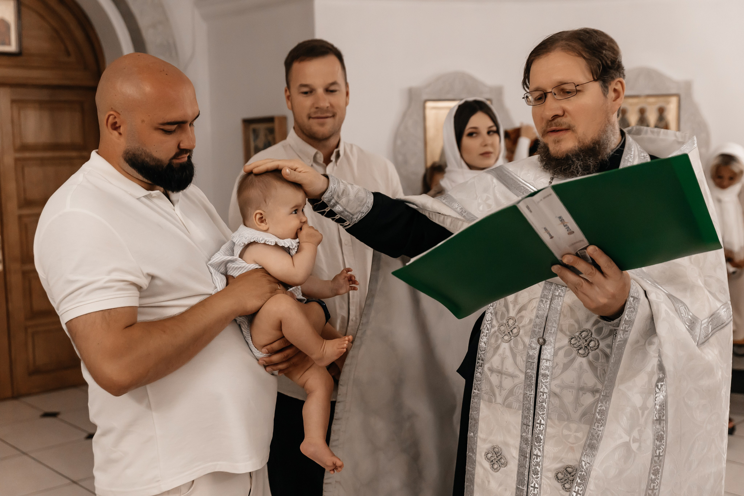 Крещение Ксении. Семейный фотограф Минск Усова Ольга