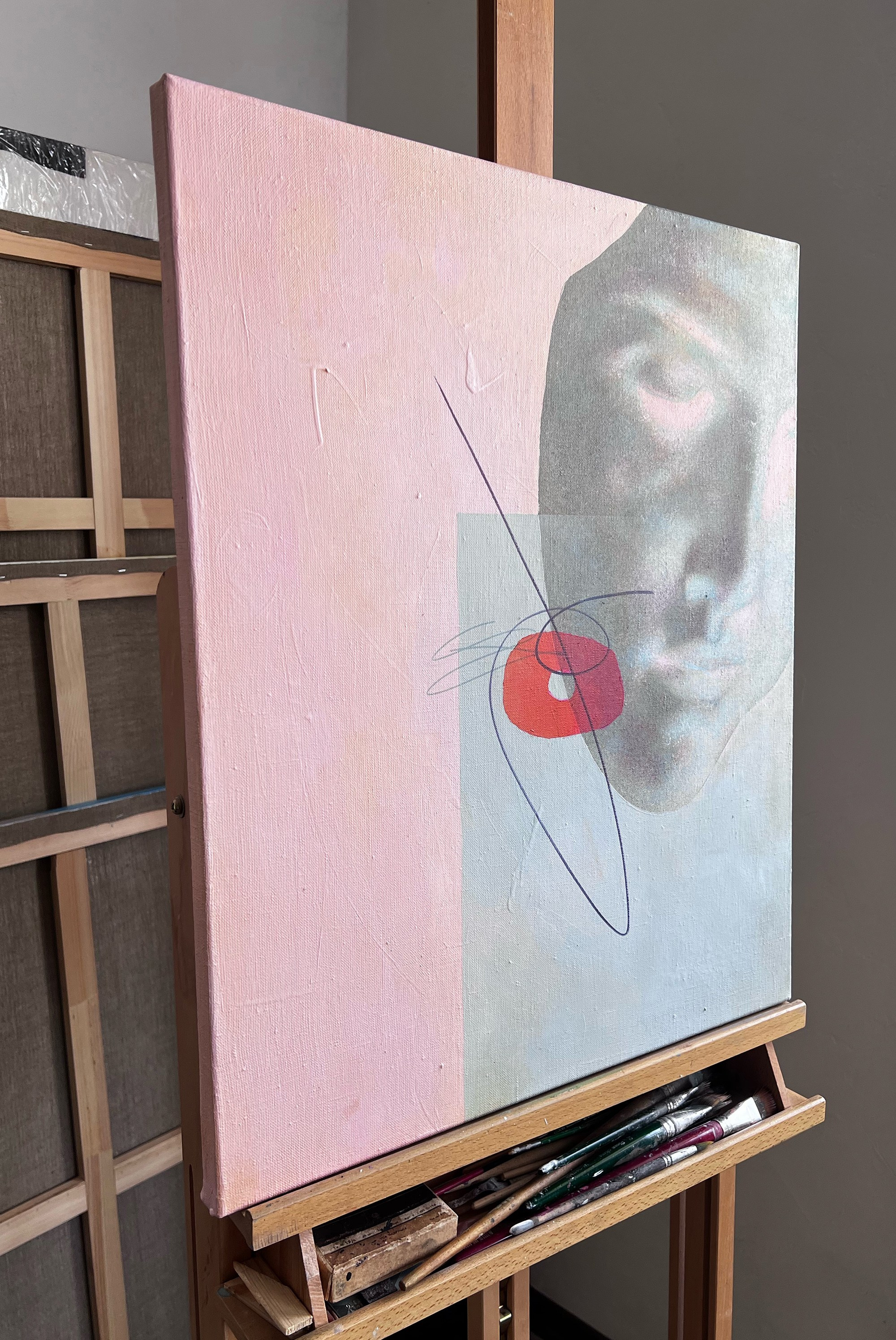 Точка. Художник-абстракционист Ольга Рикун. Москва