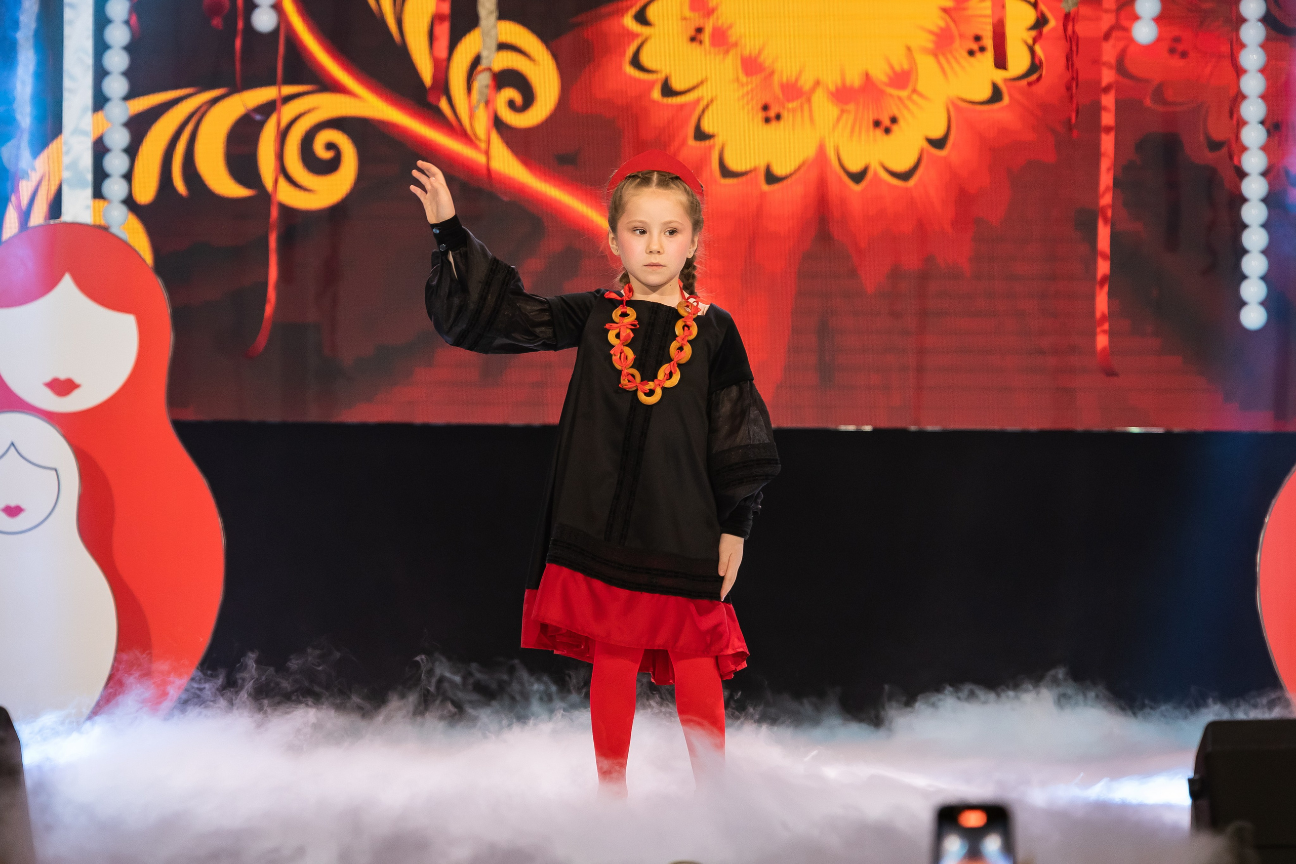 Показ Happy Kids. Выпускные альбомы во Владивостоке