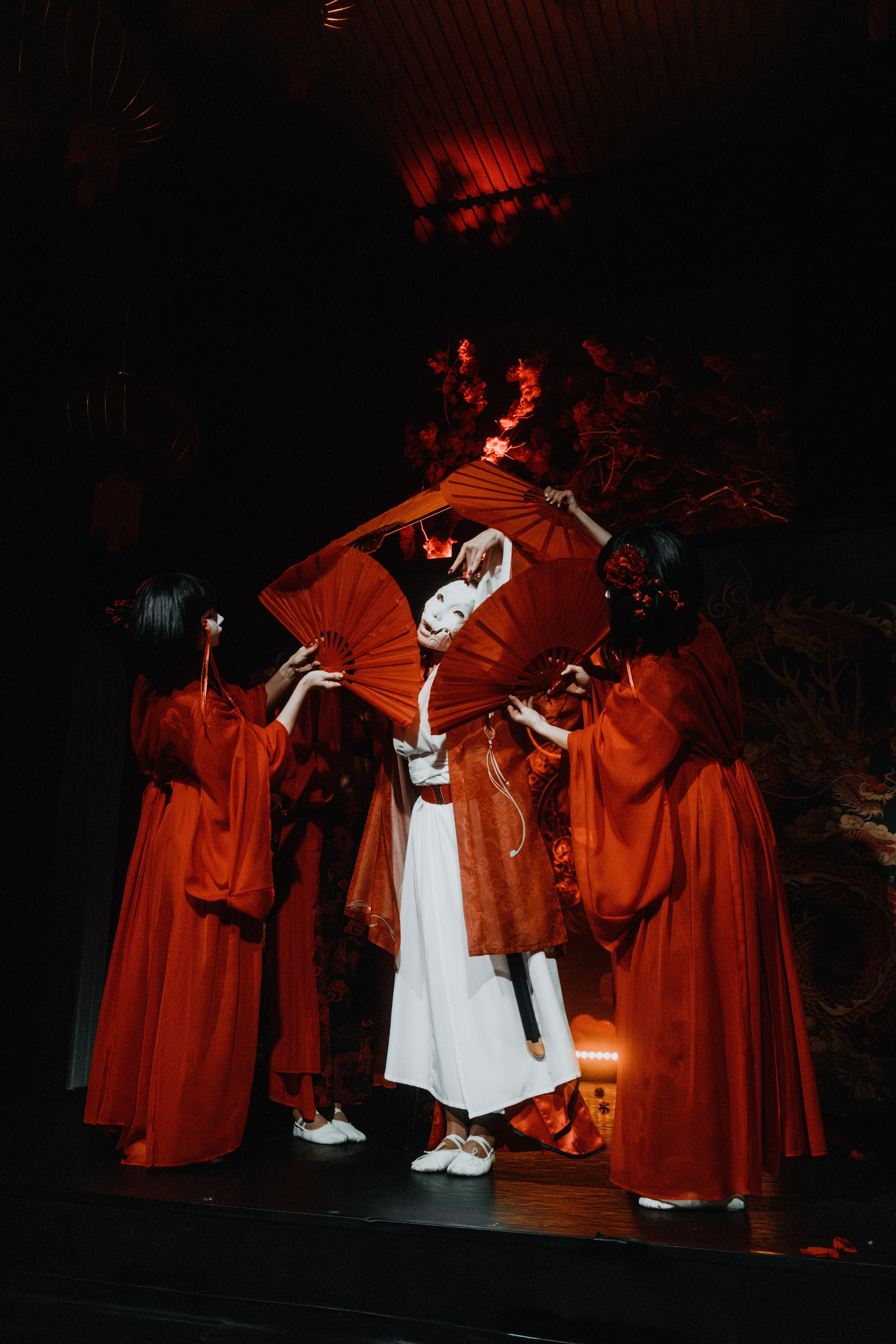 8 марта (воскресенье). BENUAR Restaurant